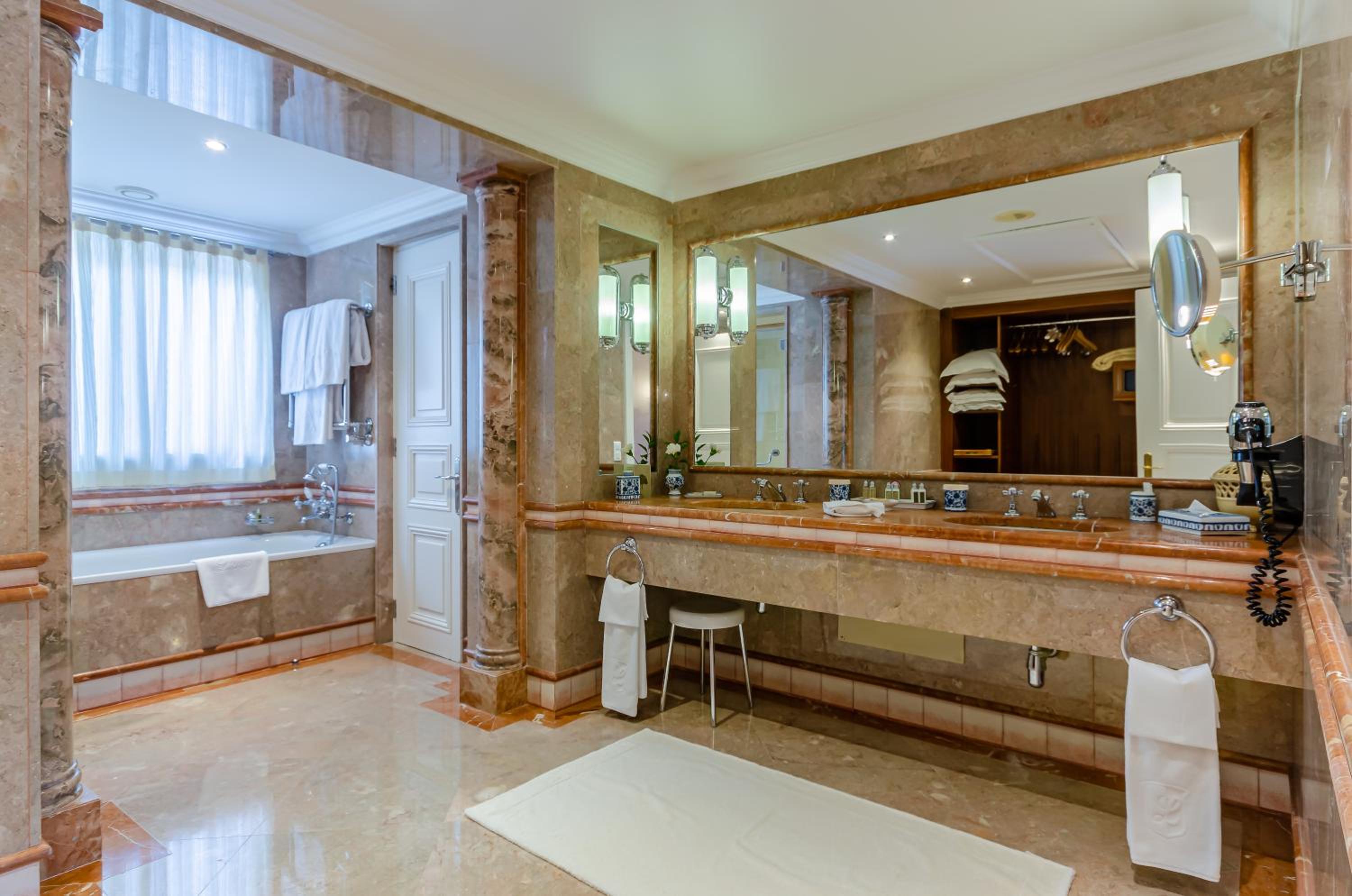 Garden Suite - Photo 8
