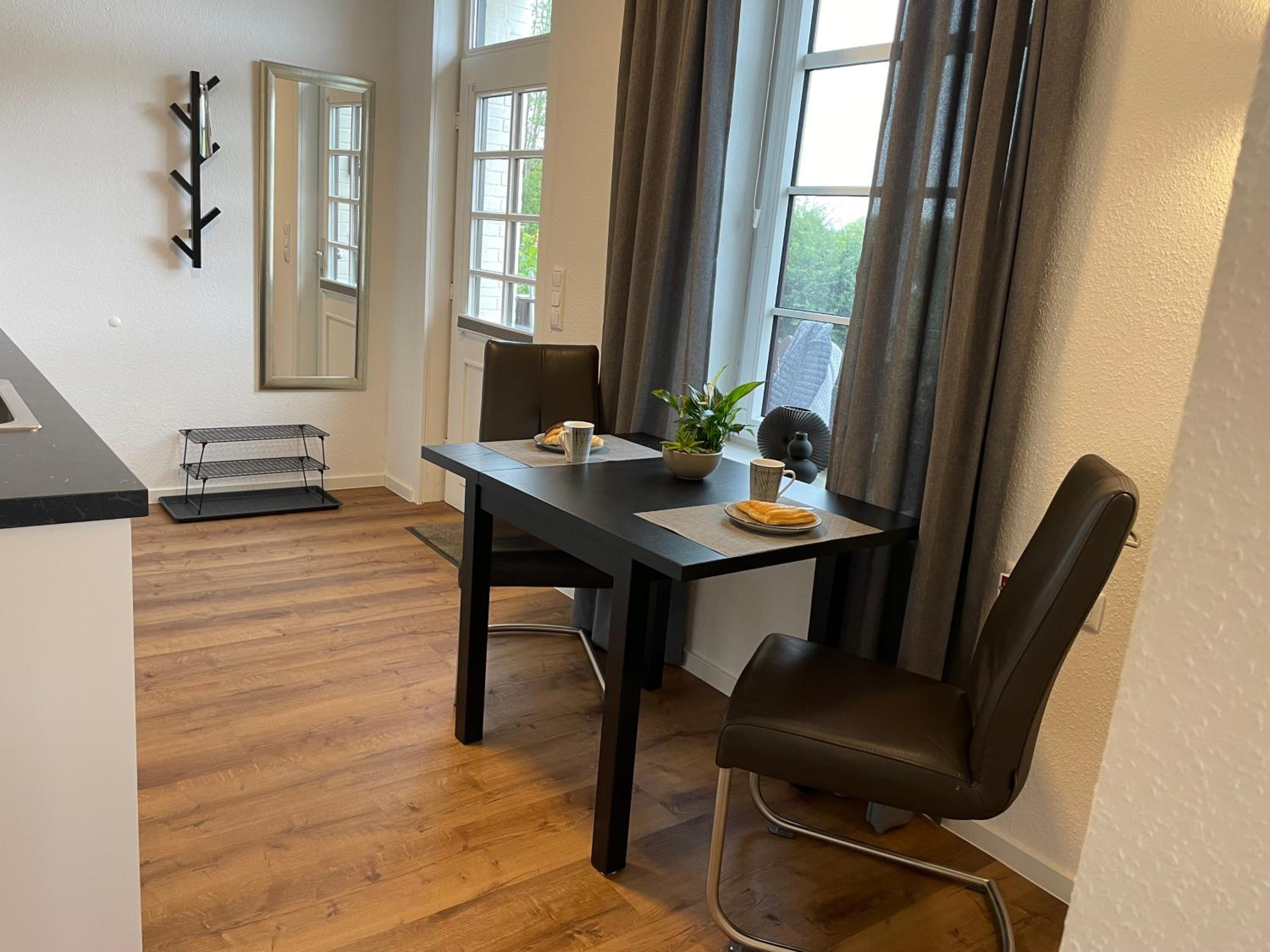 One-Bedroom Apartment photo 2