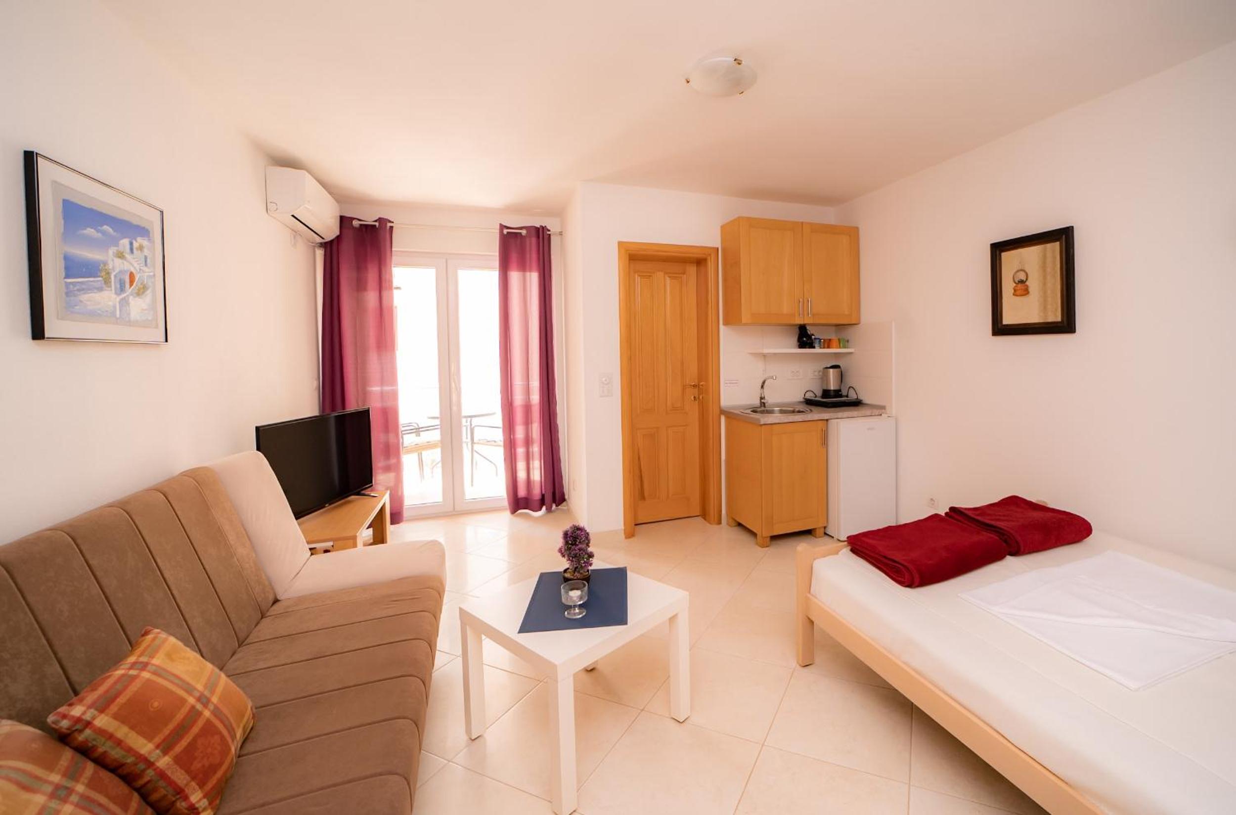 Studio Apartment with Sea View