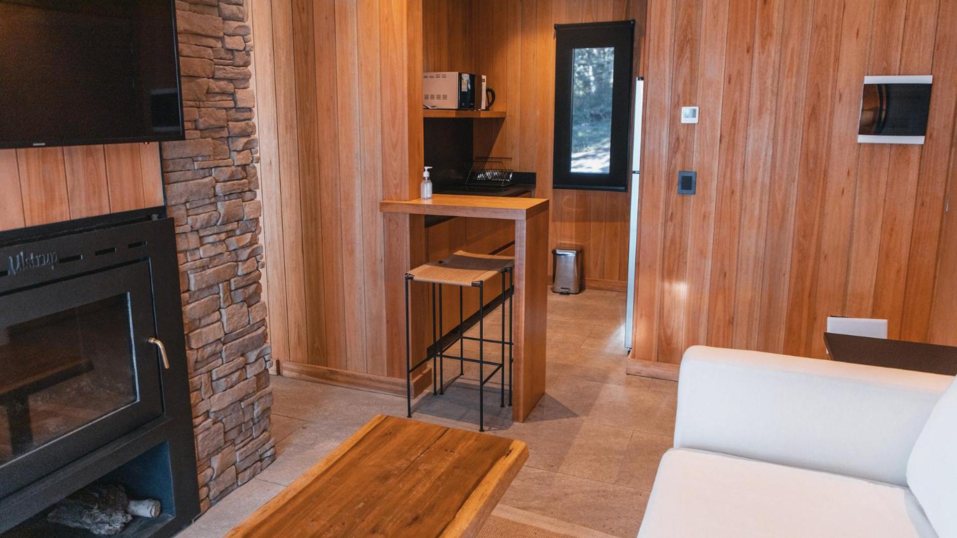 One-Bedroom House photo 1