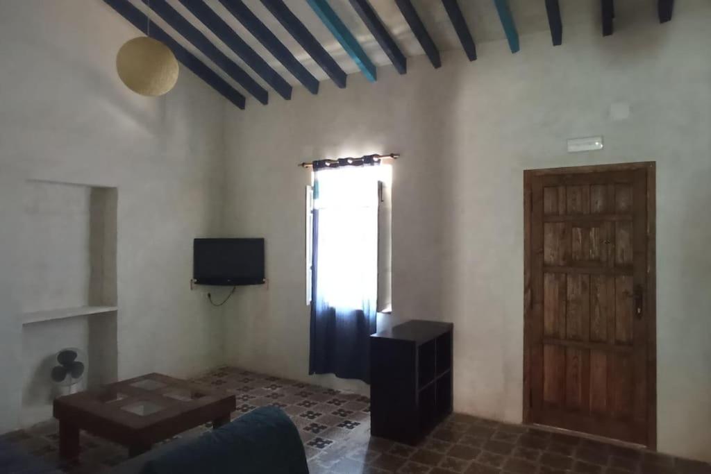One-Bedroom House photo 2