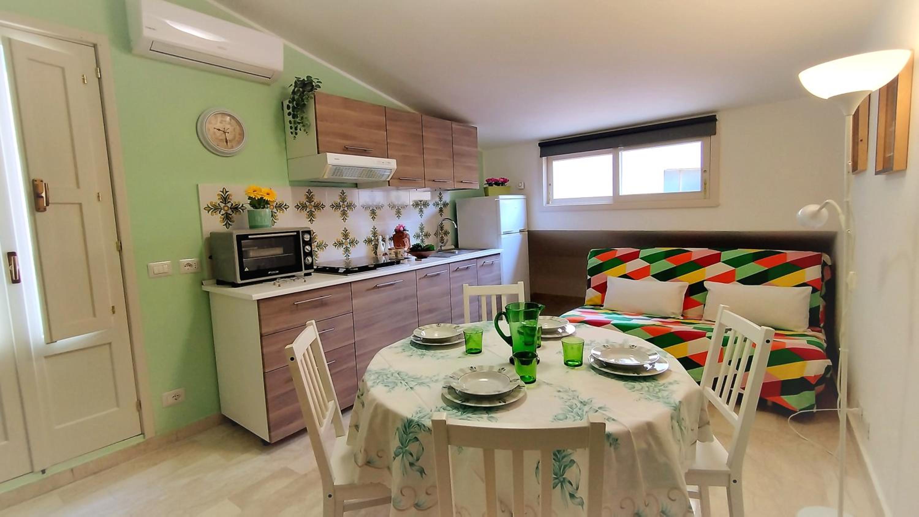 Apartment with Terrace - Photo 25