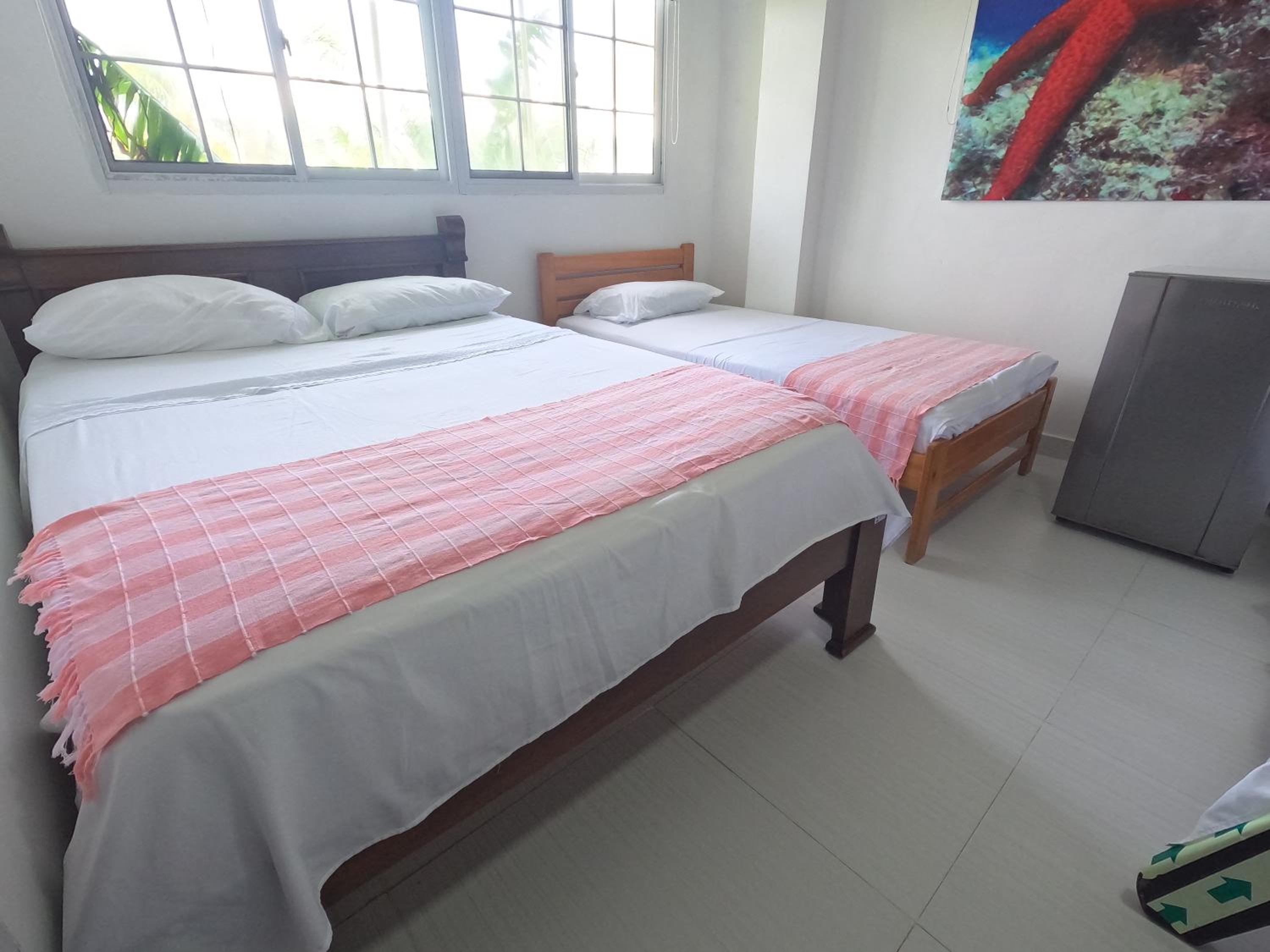 Triple Room With Private Bathroom photo 3