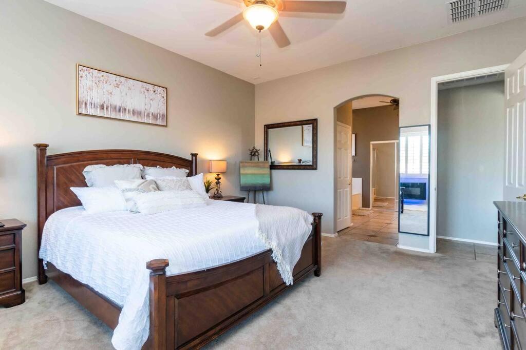 Four-Bedroom House photo 1