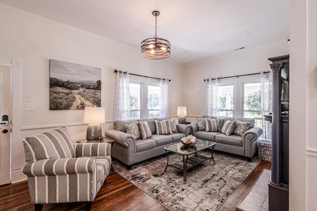 Three-Bedroom House photo 1