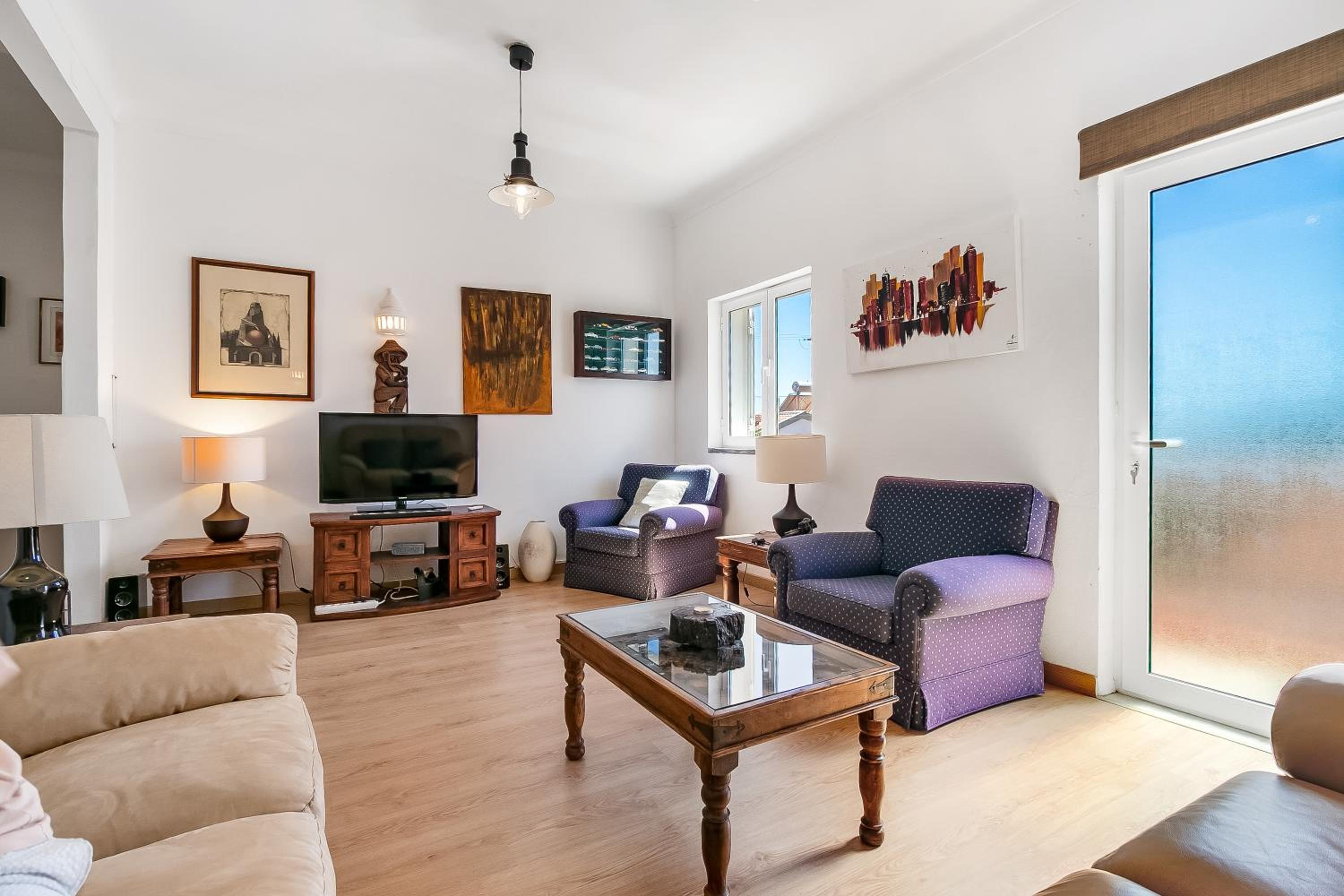 Three-Bedroom House photo 2
