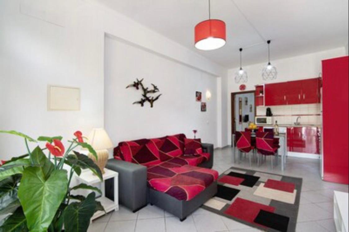 One-Bedroom Apartment - Photo 33