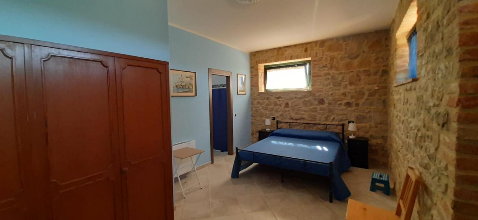 Double Room with Private Bathroom photo 1