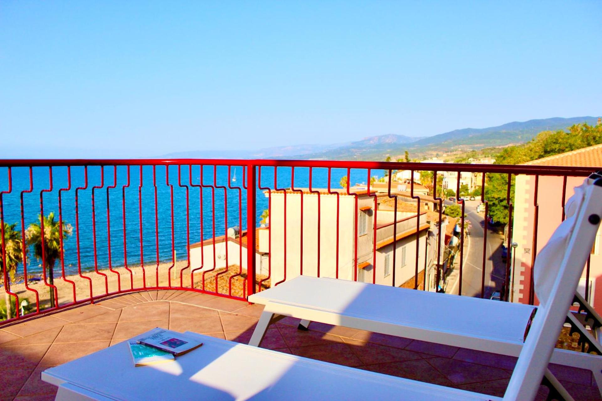 Apartment with Terrace photo 2