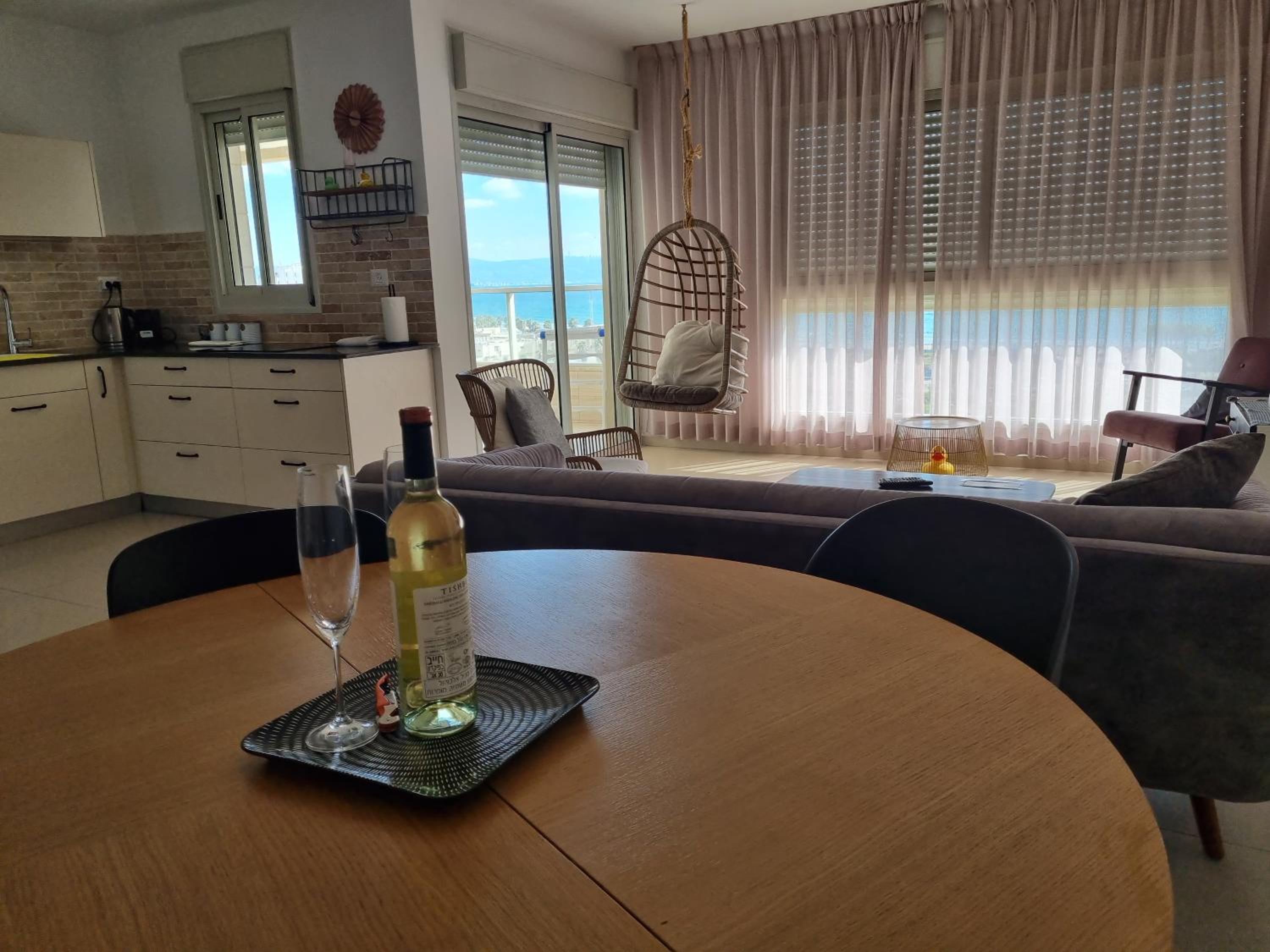 Apartment with Sea View - Photo 1