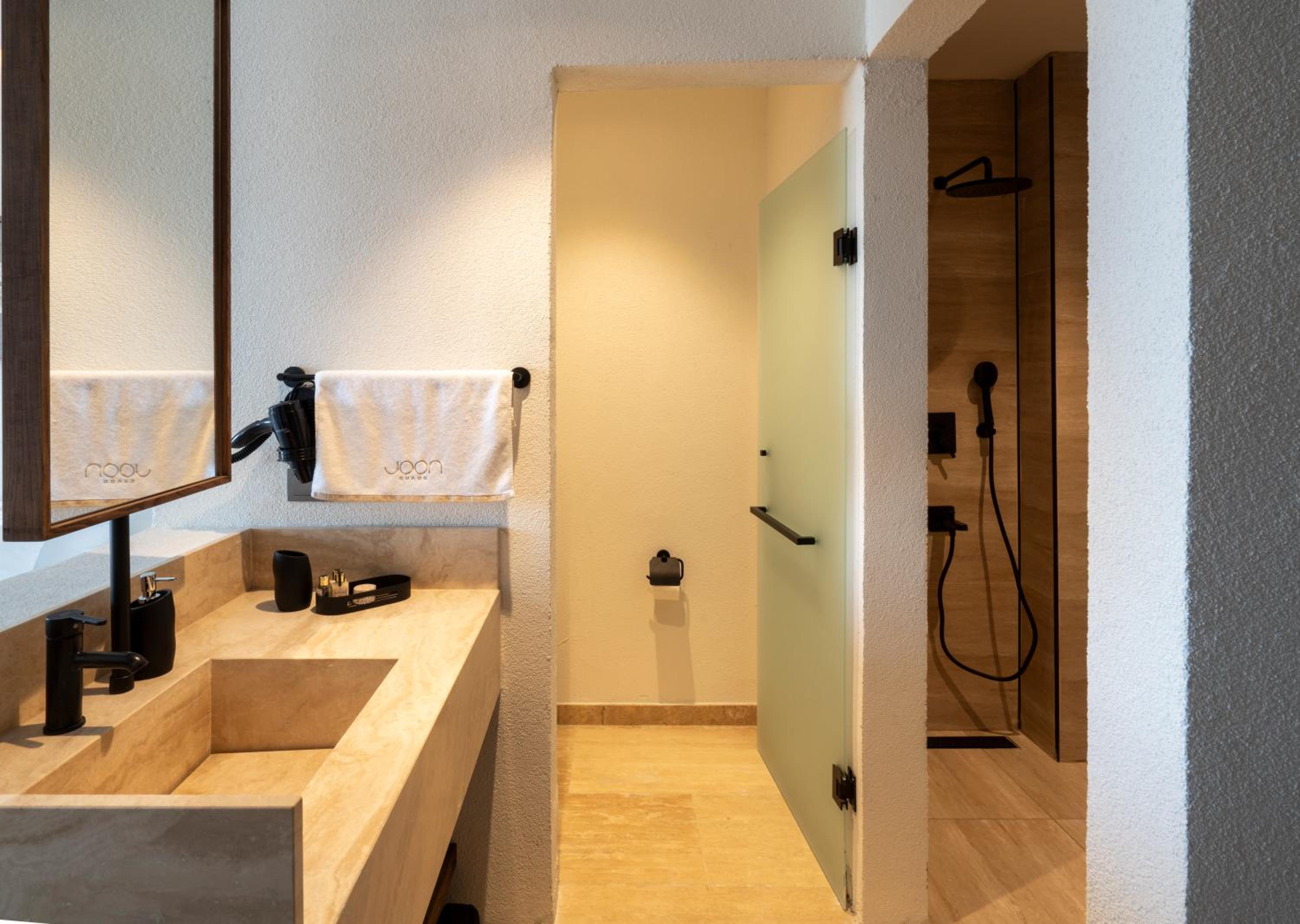 Deluxe Double Room with Sea View - Photo 2