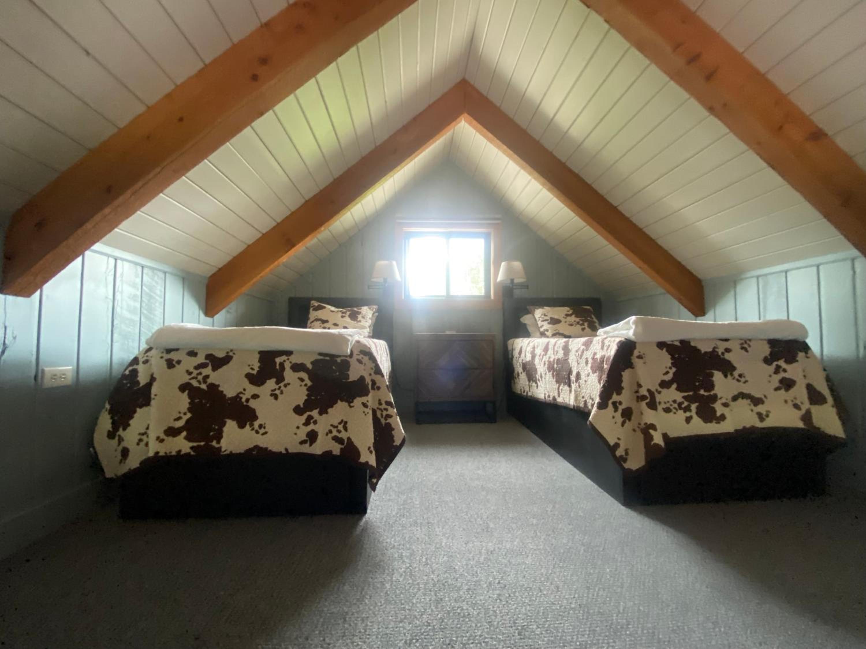Two-Bedroom House - Photo 1