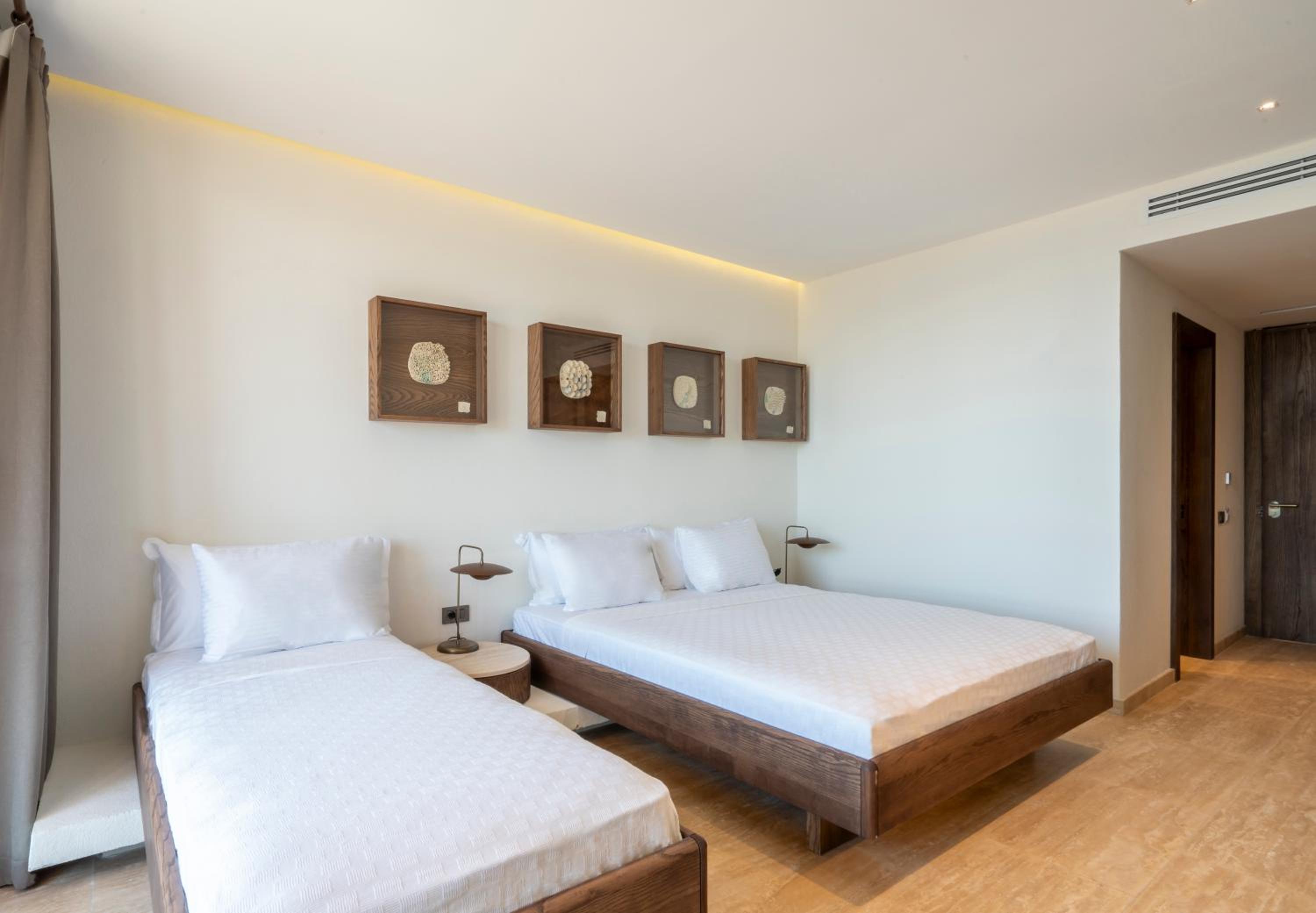 Superior Triple Room - Photo 1