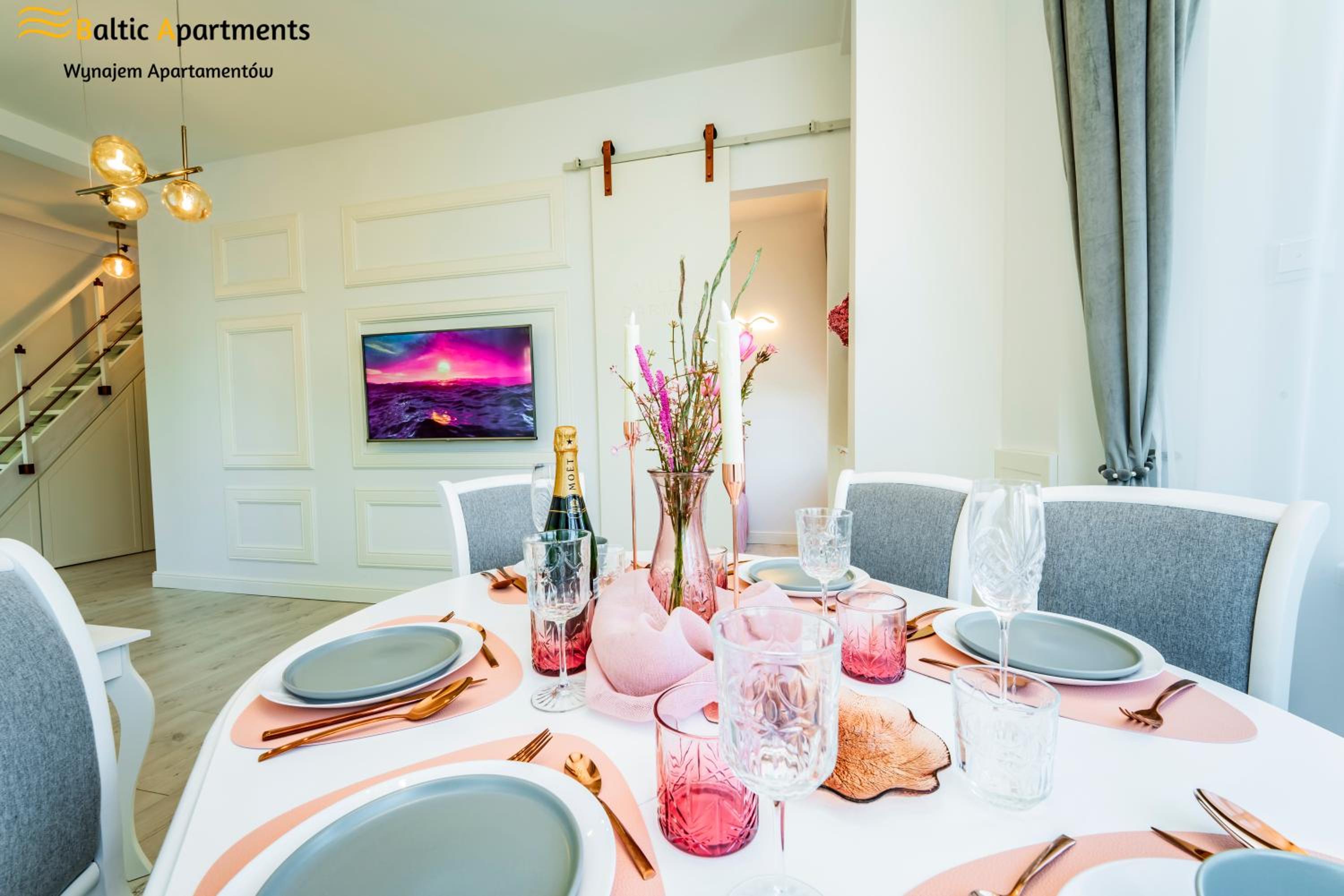 Apartament dwupoziomowy z dwoma sypialniami i balkonem photo 3