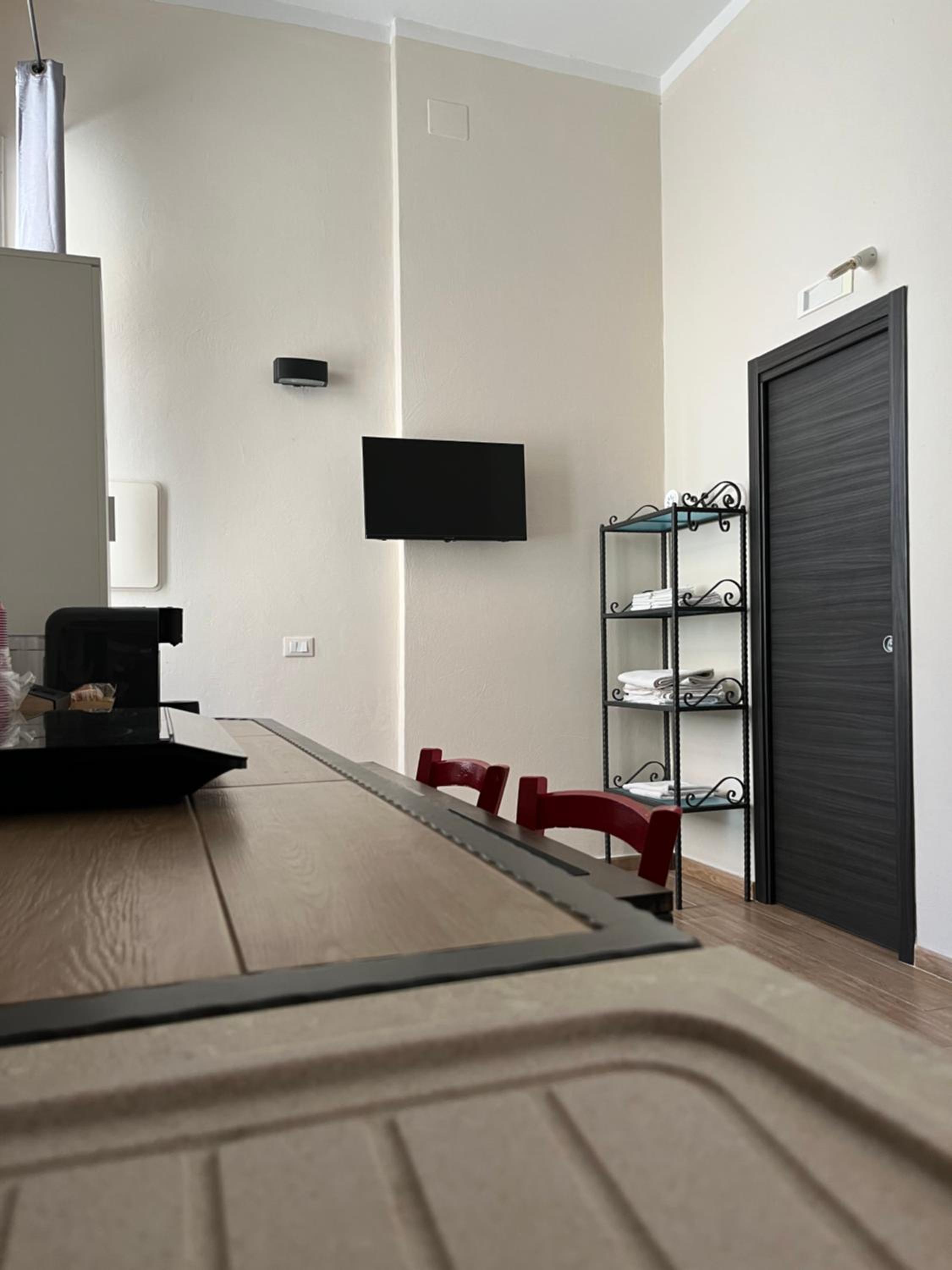 Large Double Room photo 3