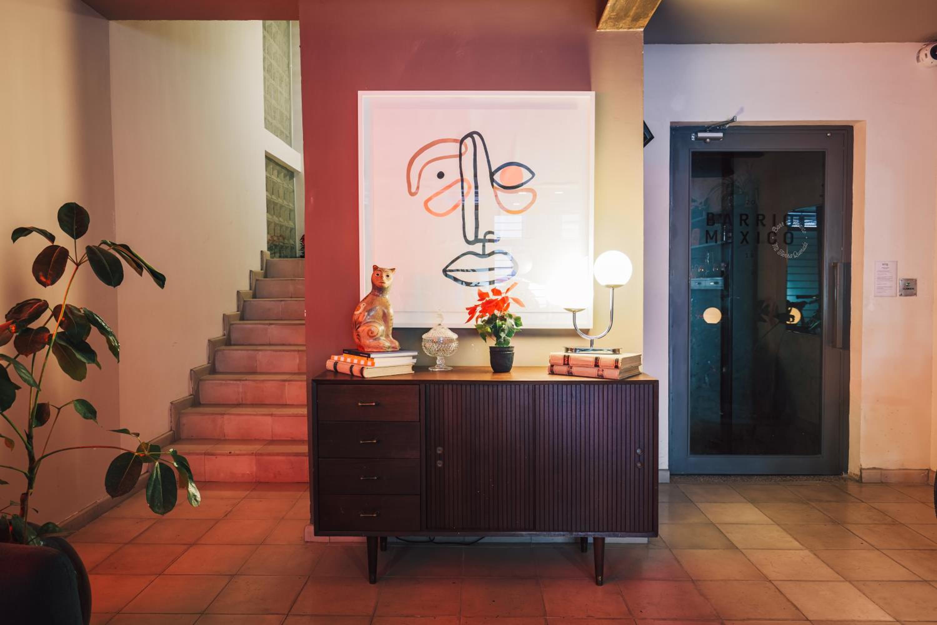 Apartment with Balcony - Photo 8
