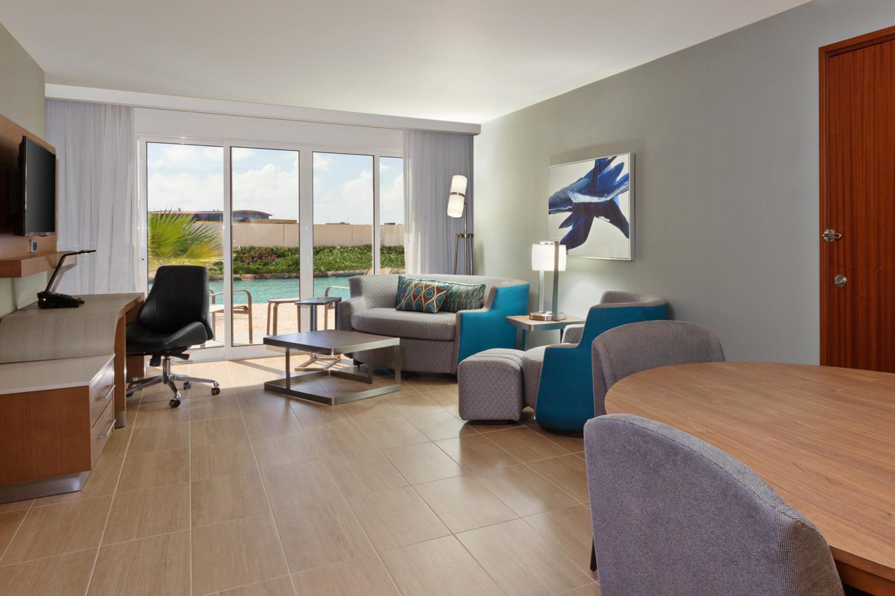 Island View, Suite, 1 King photo 1