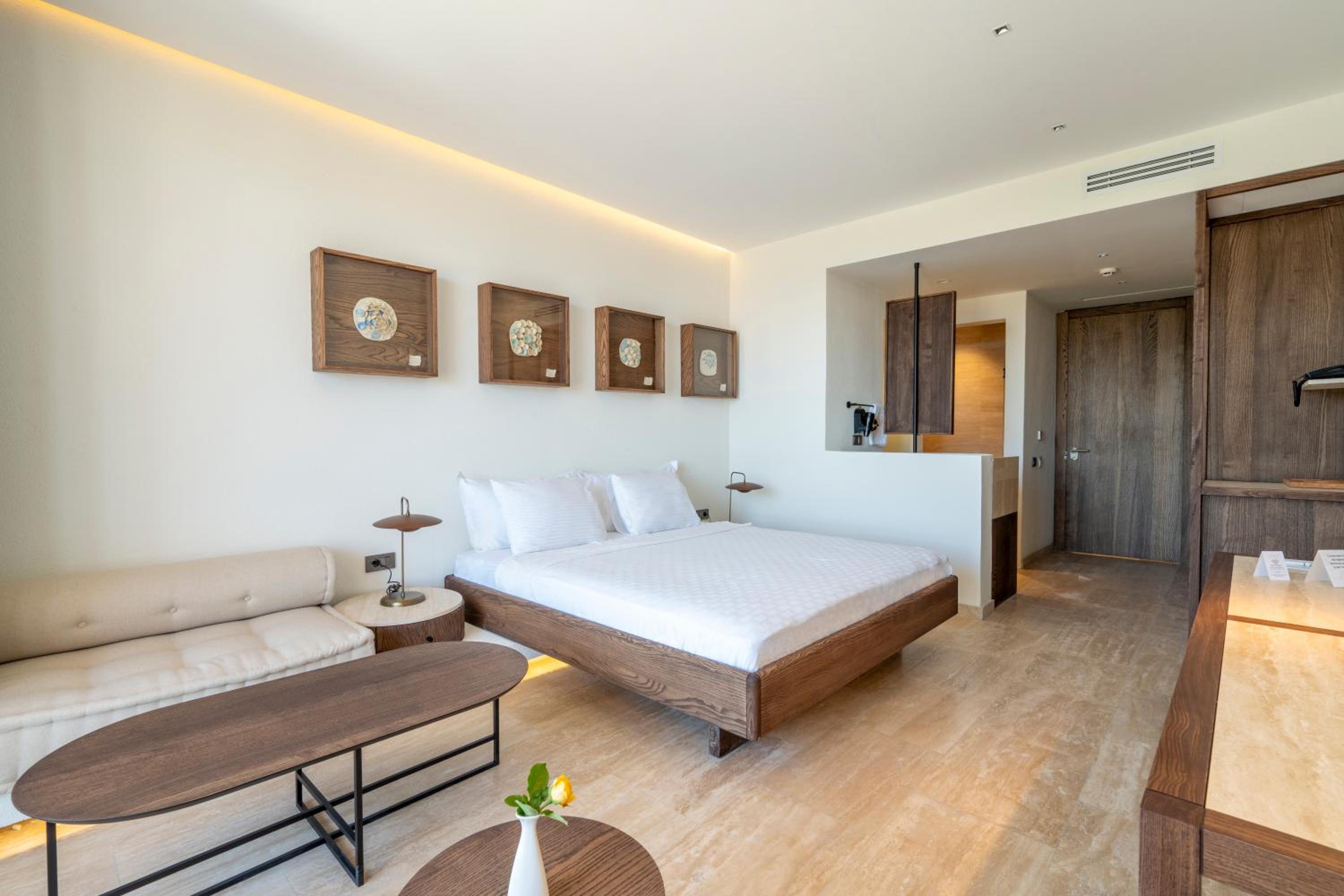 Deluxe Double Room with Sea View - Photo 1