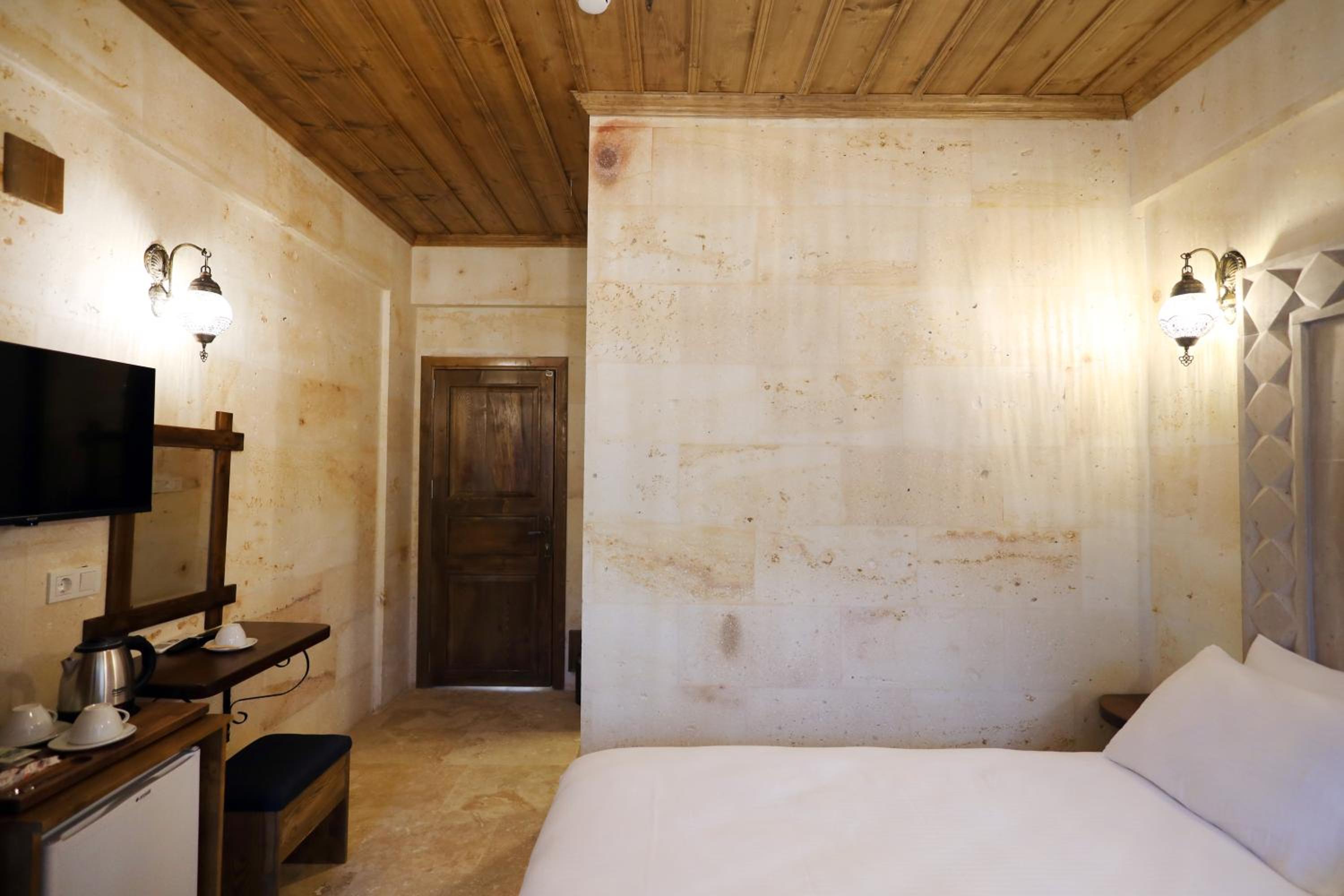 Double Room with Balcony photo 1