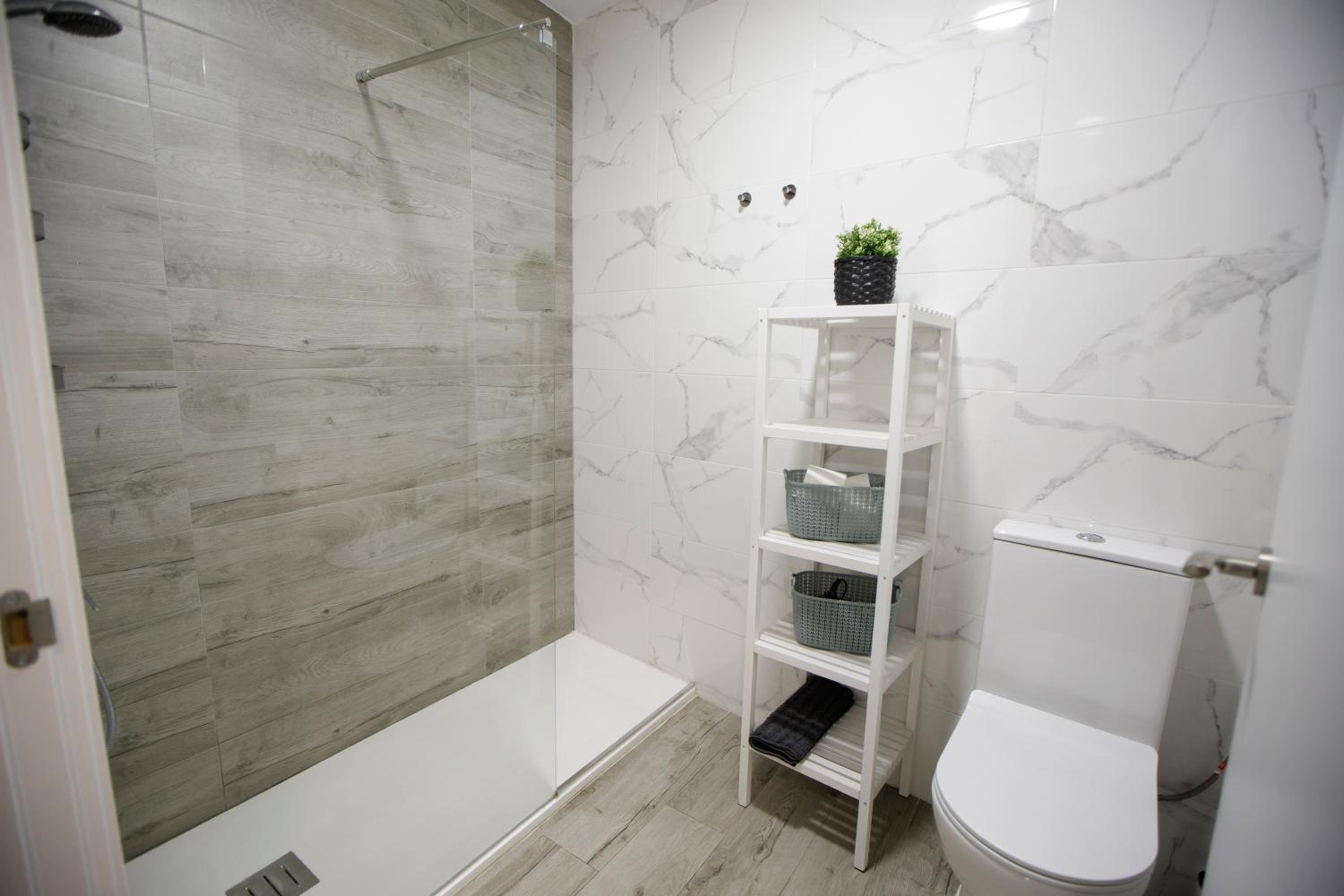 Apartment - Photo 36