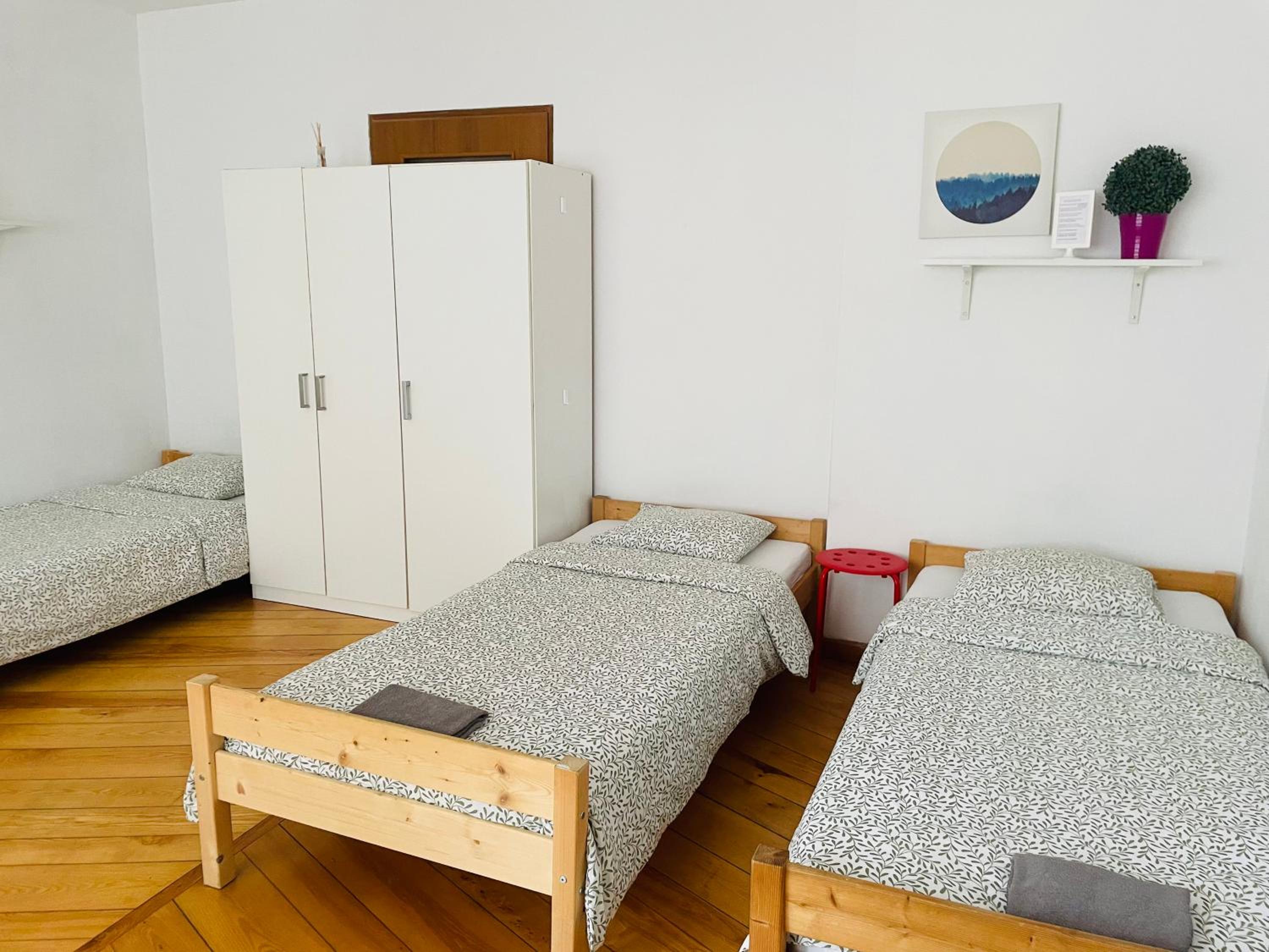 Economy Quadruple Room with Shared Bathroom photo 2