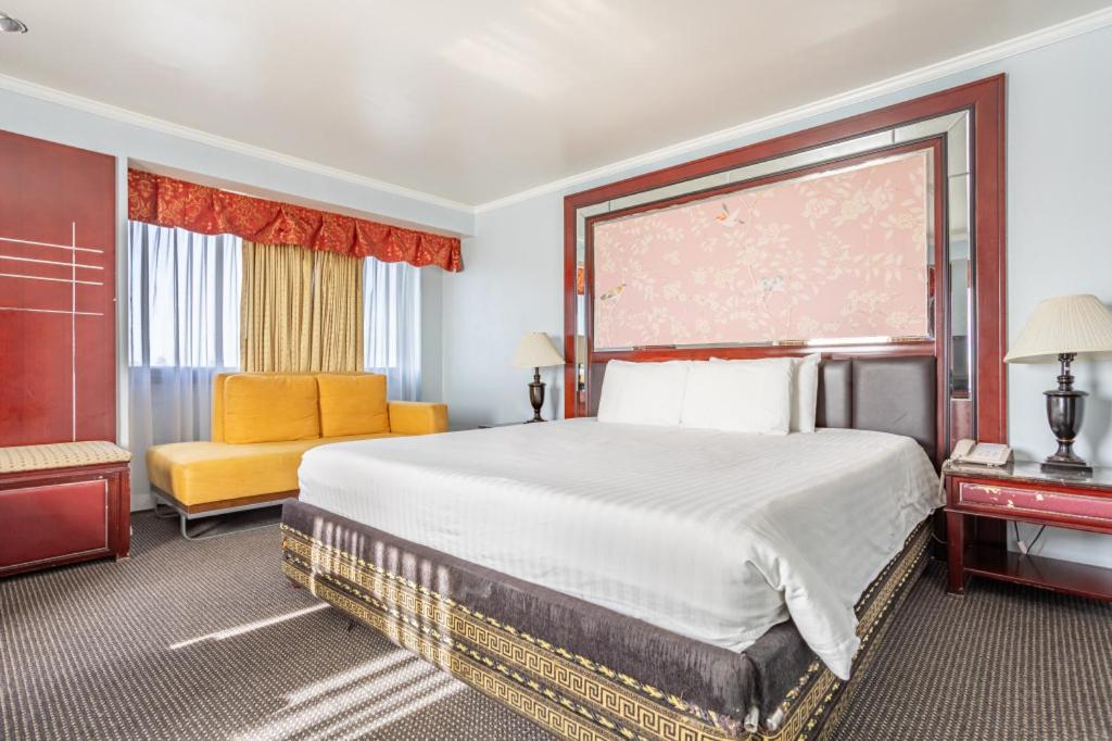 King Room