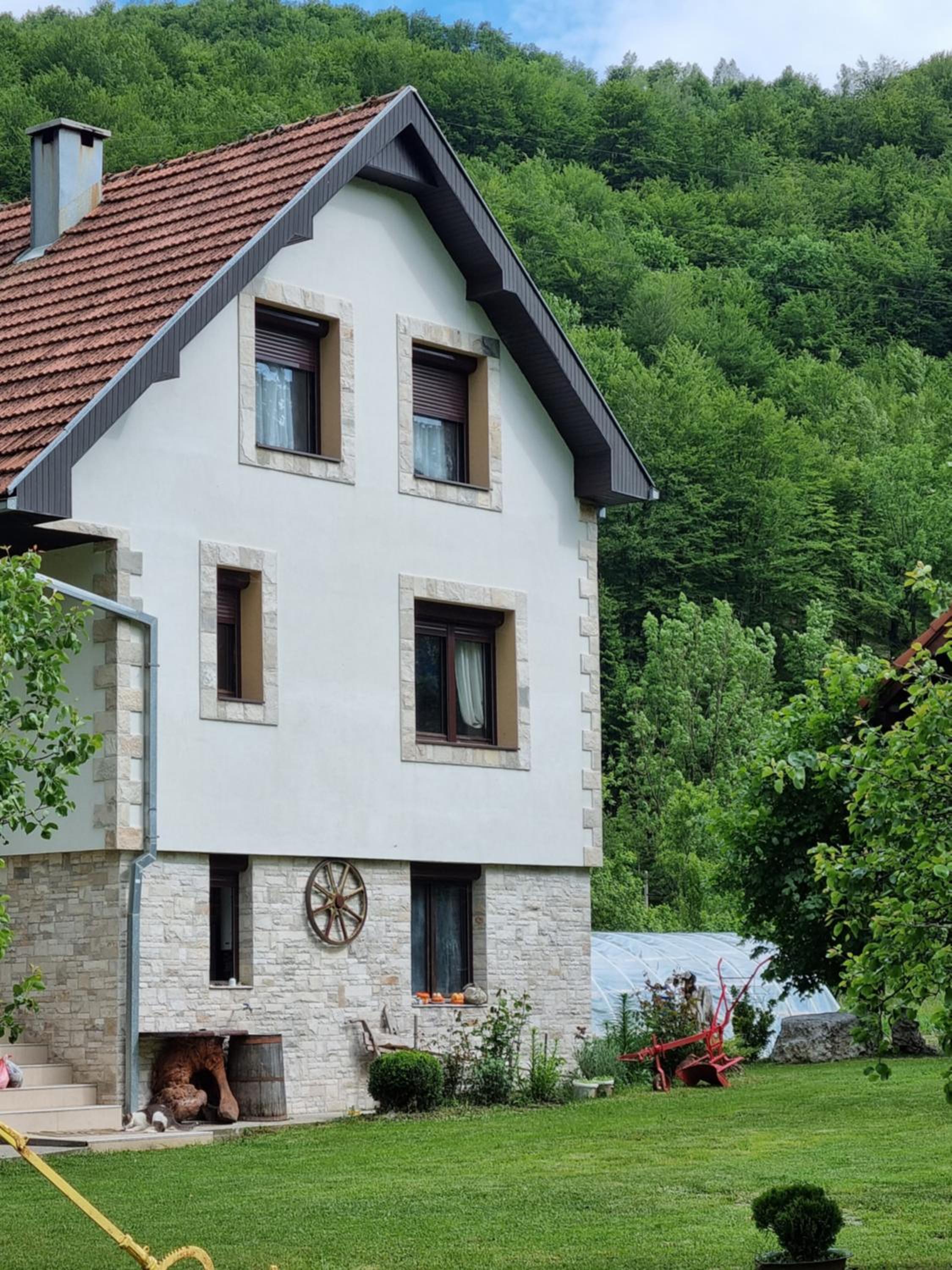 Two-Bedroom Apartment - Garden View