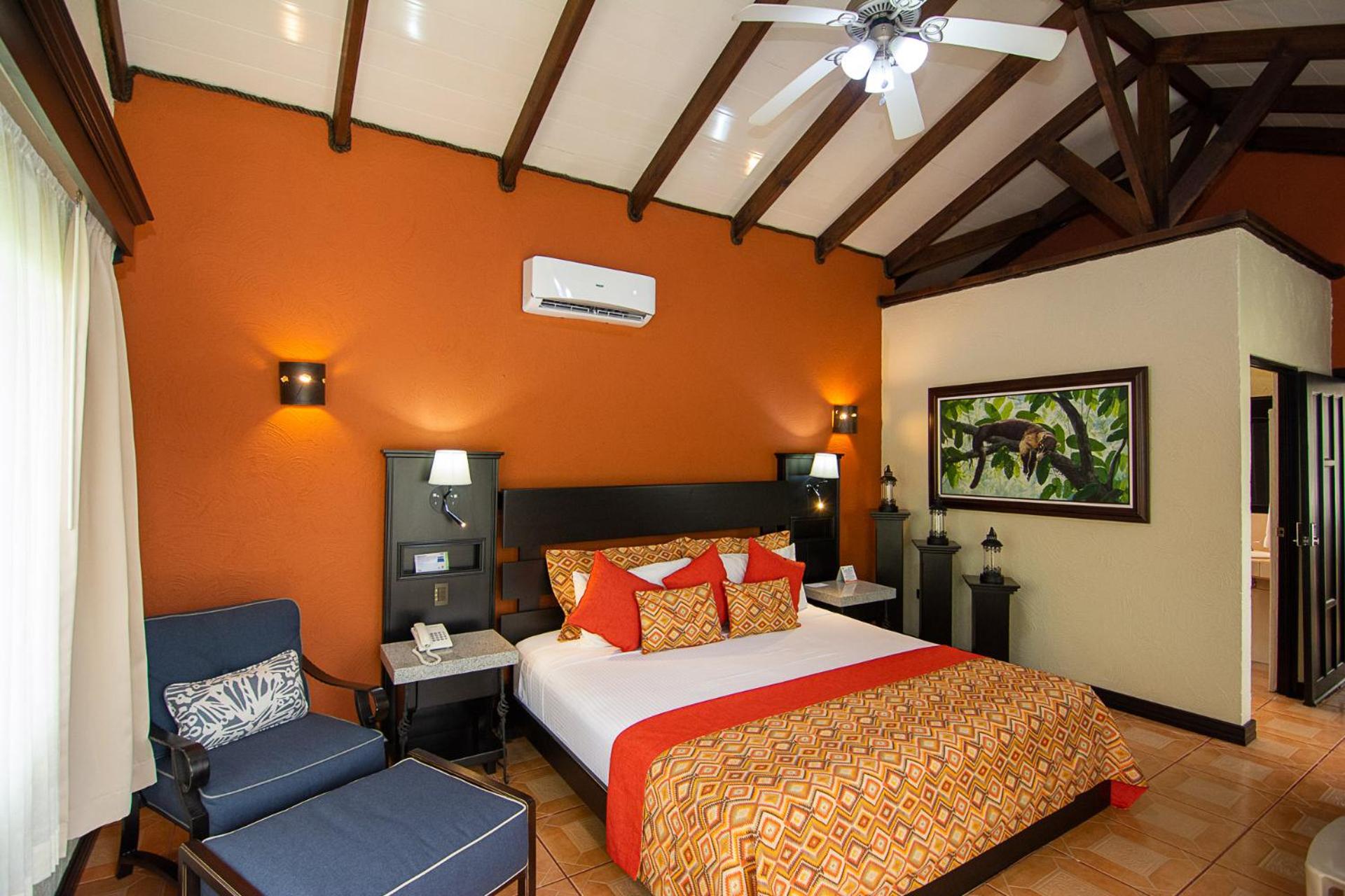 Junior Suite King - Volcano View