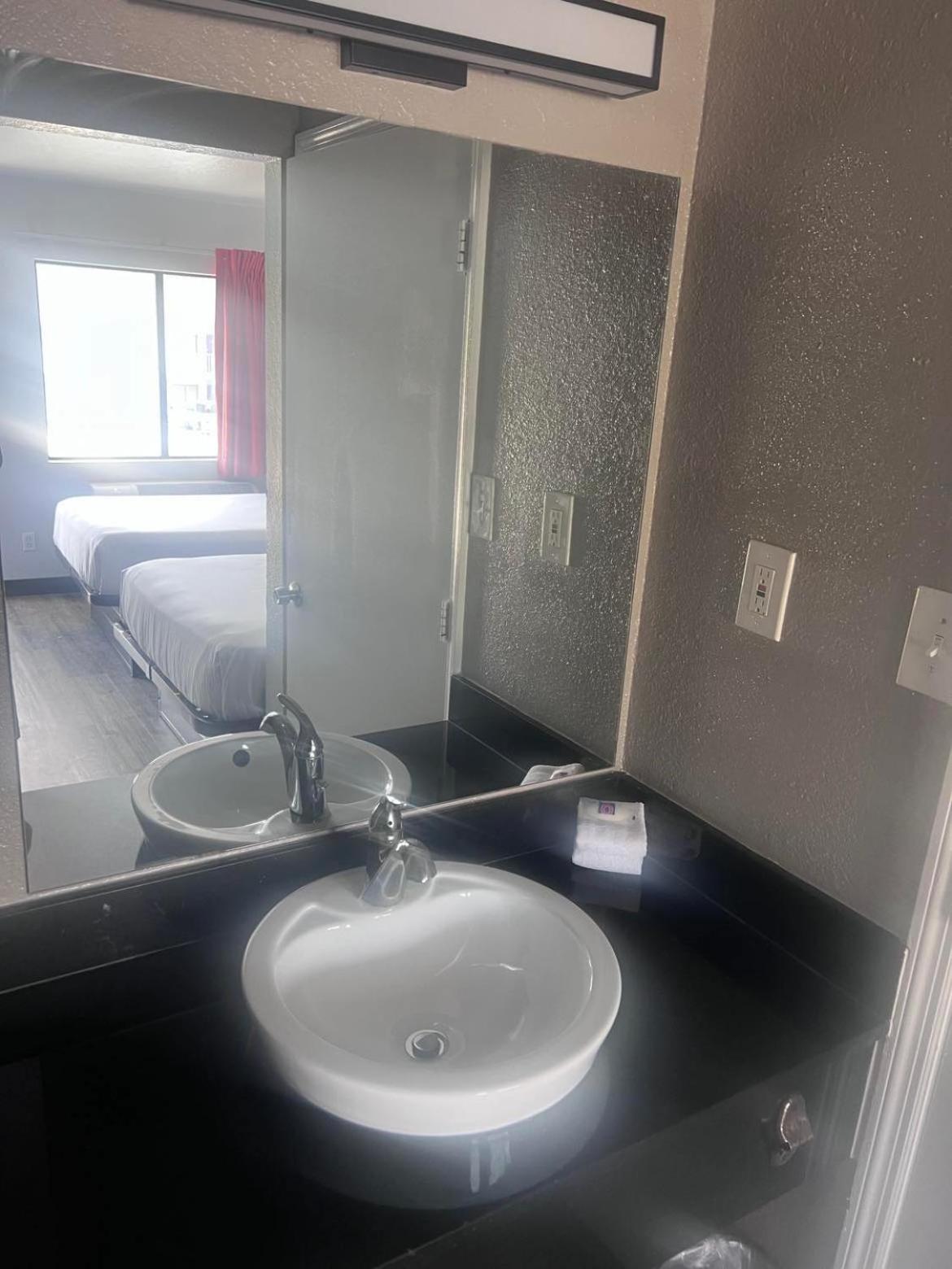 Deluxe Quadruple Room photo 3