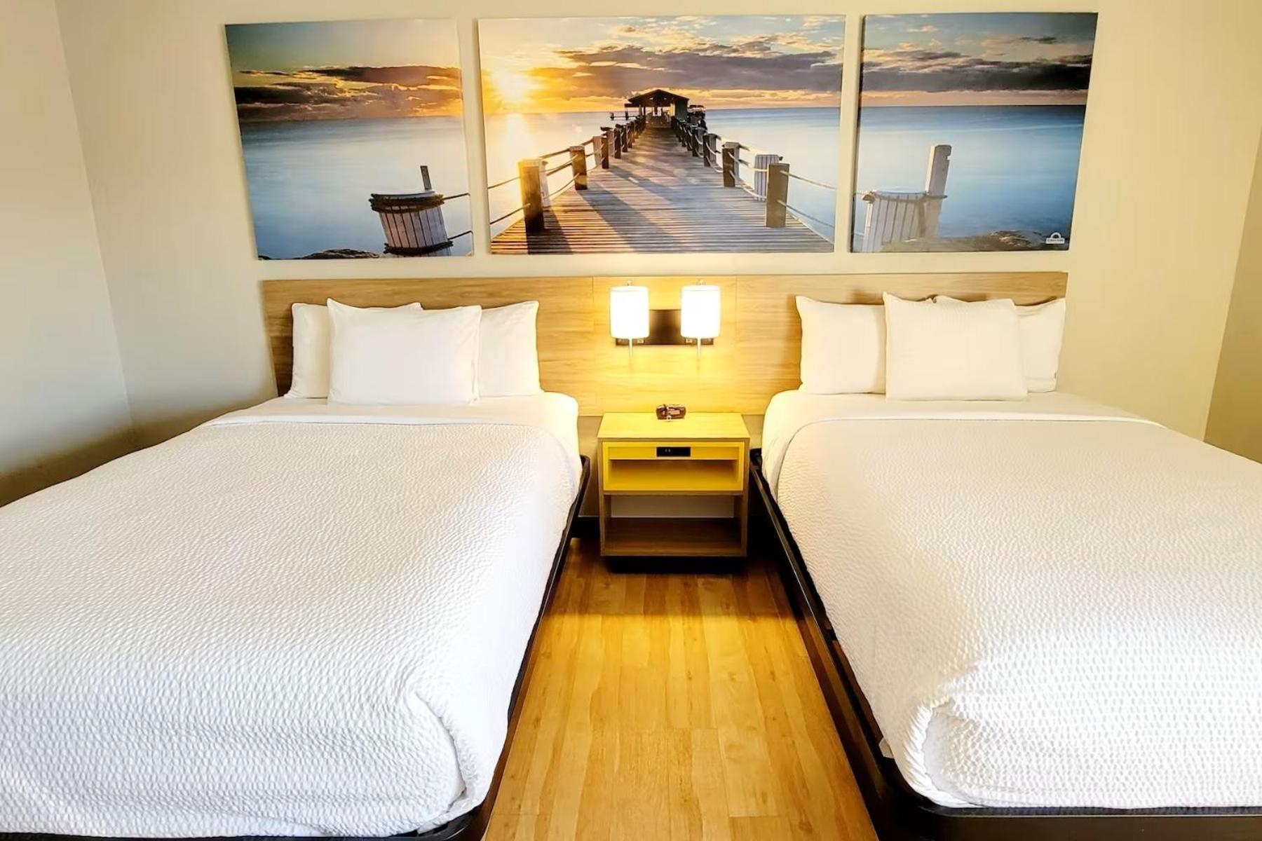 Deluxe Double Room with Two Double Beds - Photo 2