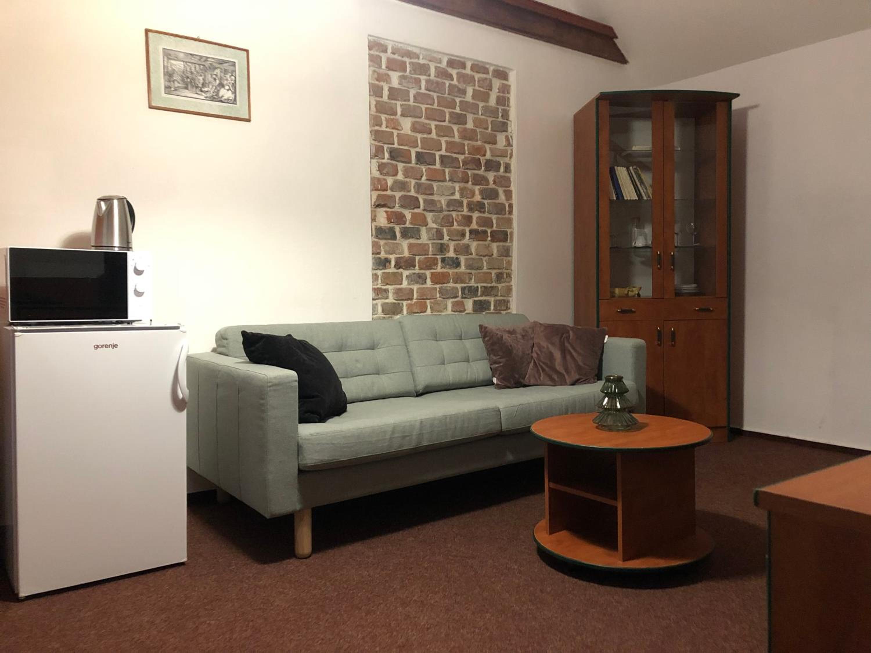 Standard Twin Room - Photo 13