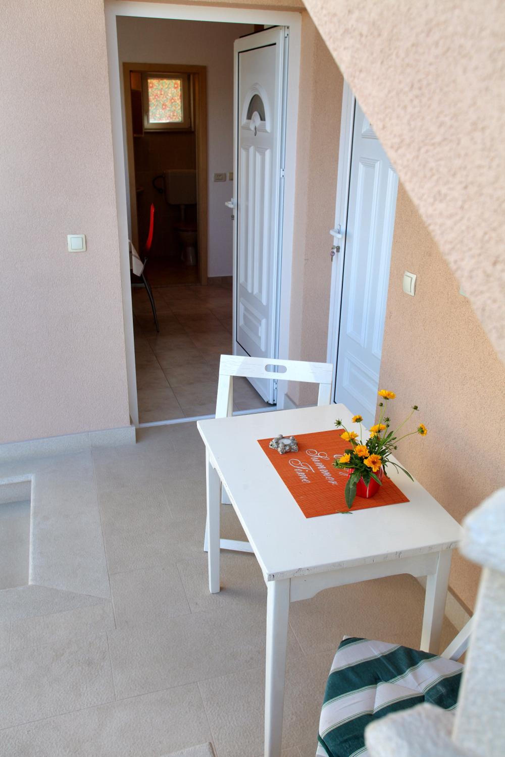 Studio with Terrace photo 2