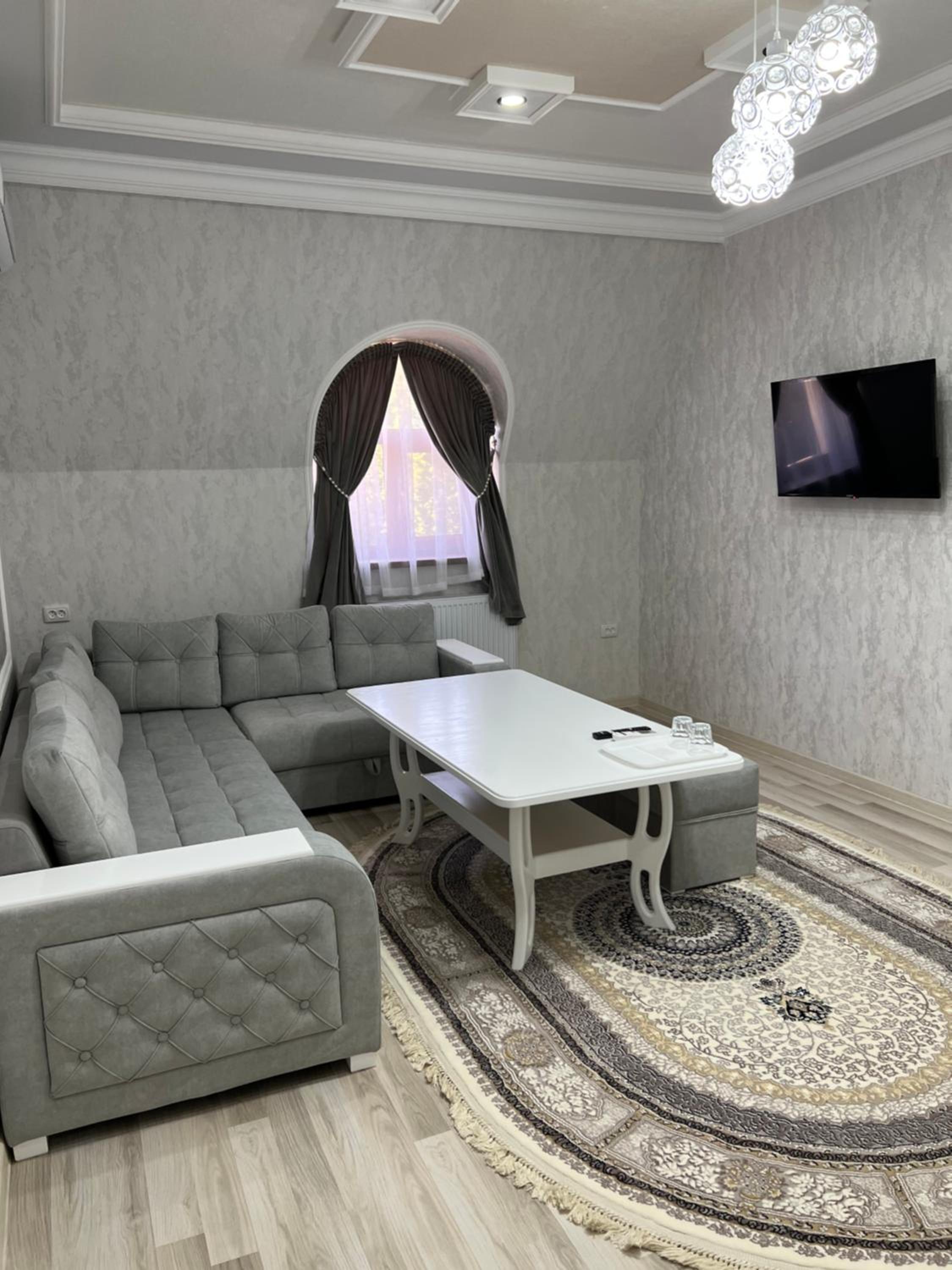Deluxe Double Room (2 Adults + 1 Child)