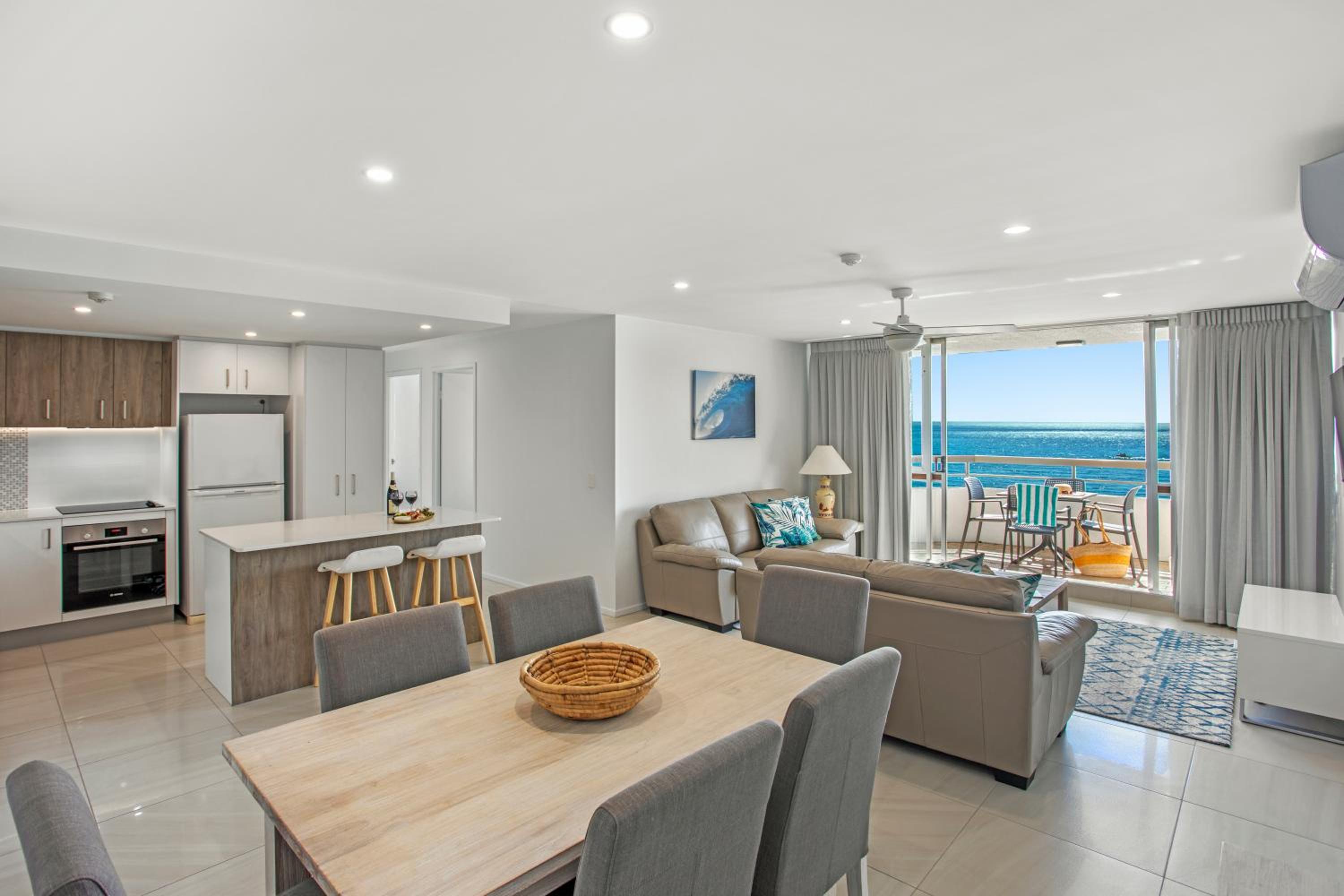 Two-Bedroom Apartment with Panoramic View  photo 1