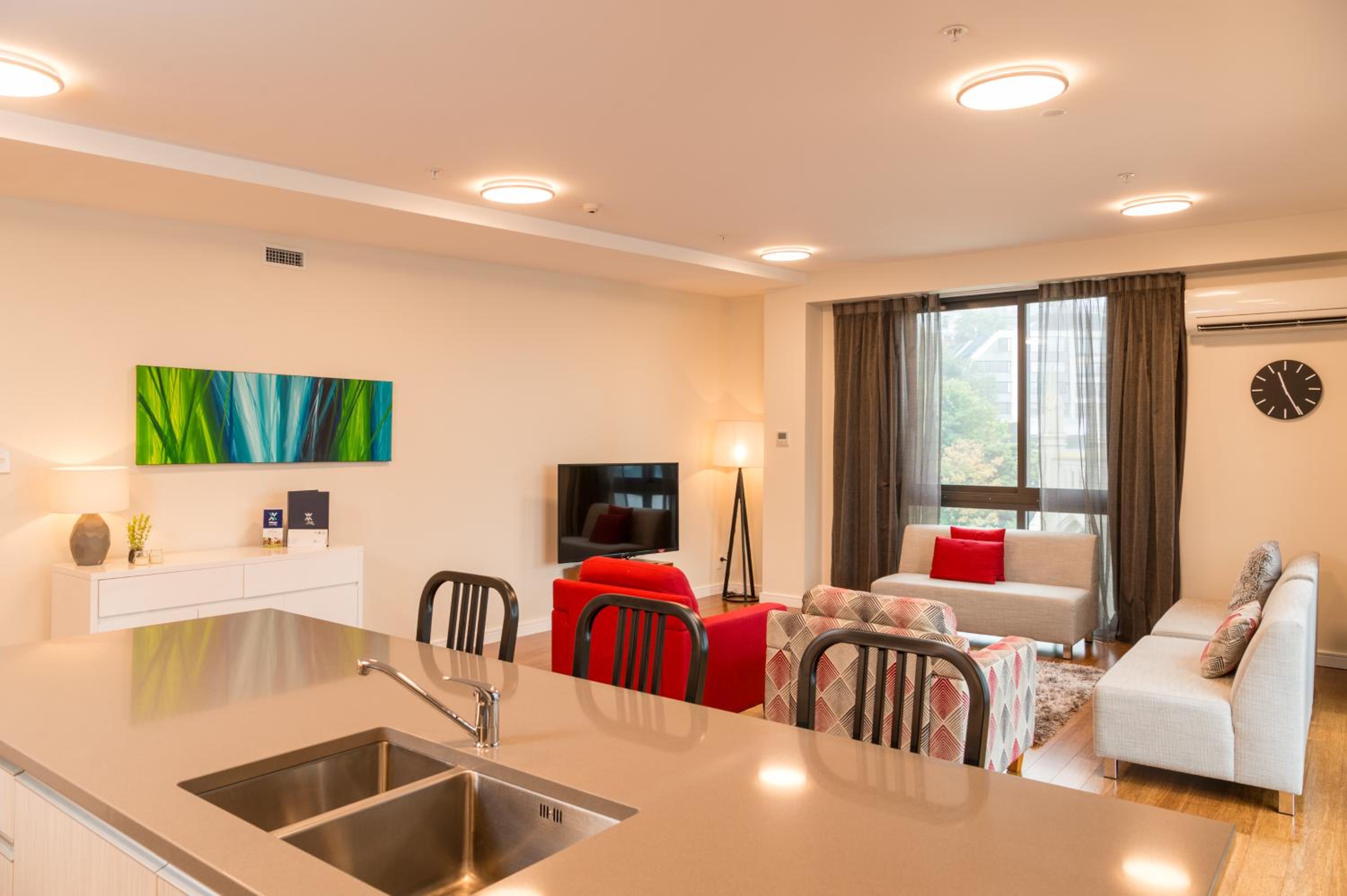 North Wing Three-Bedroom Penthouse - Photo 4