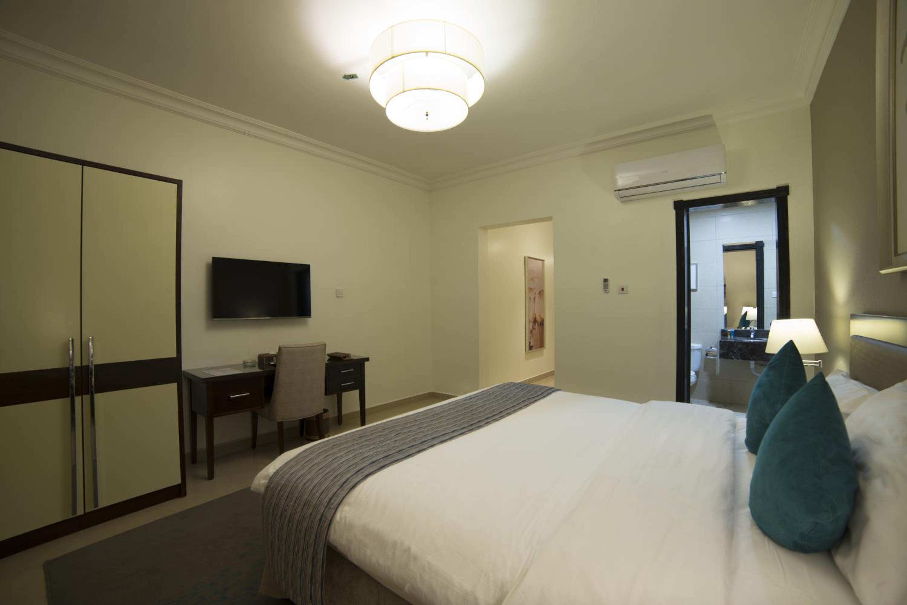 Executive King Suite photo 2