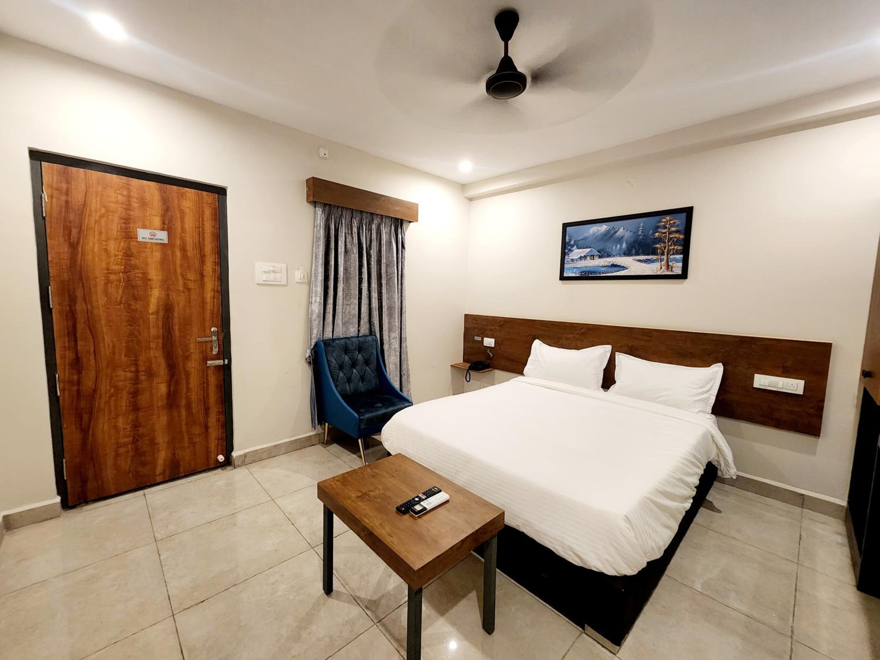 Deluxe Double Room - Photo 5
