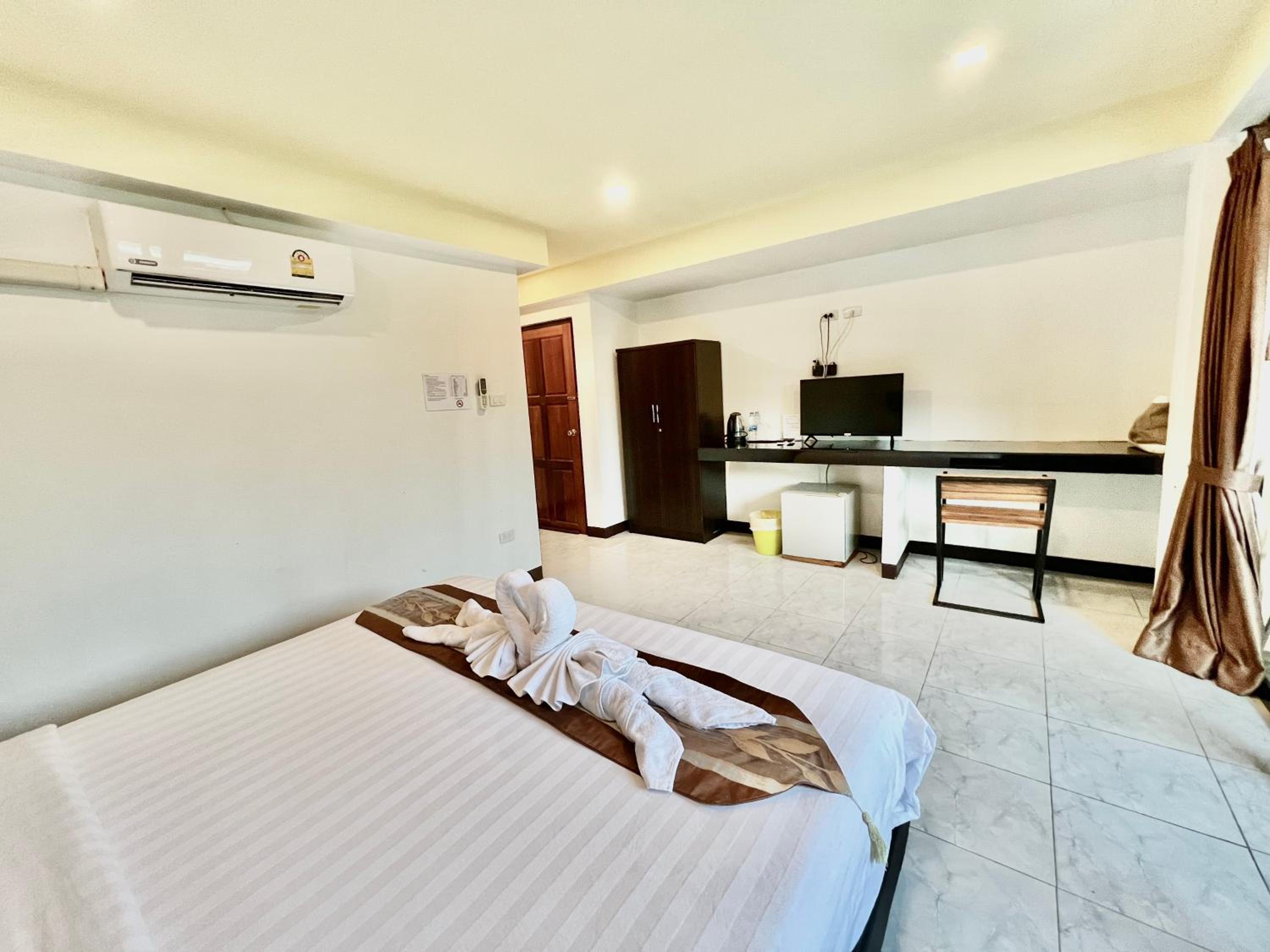 Budget Double Room photo 1