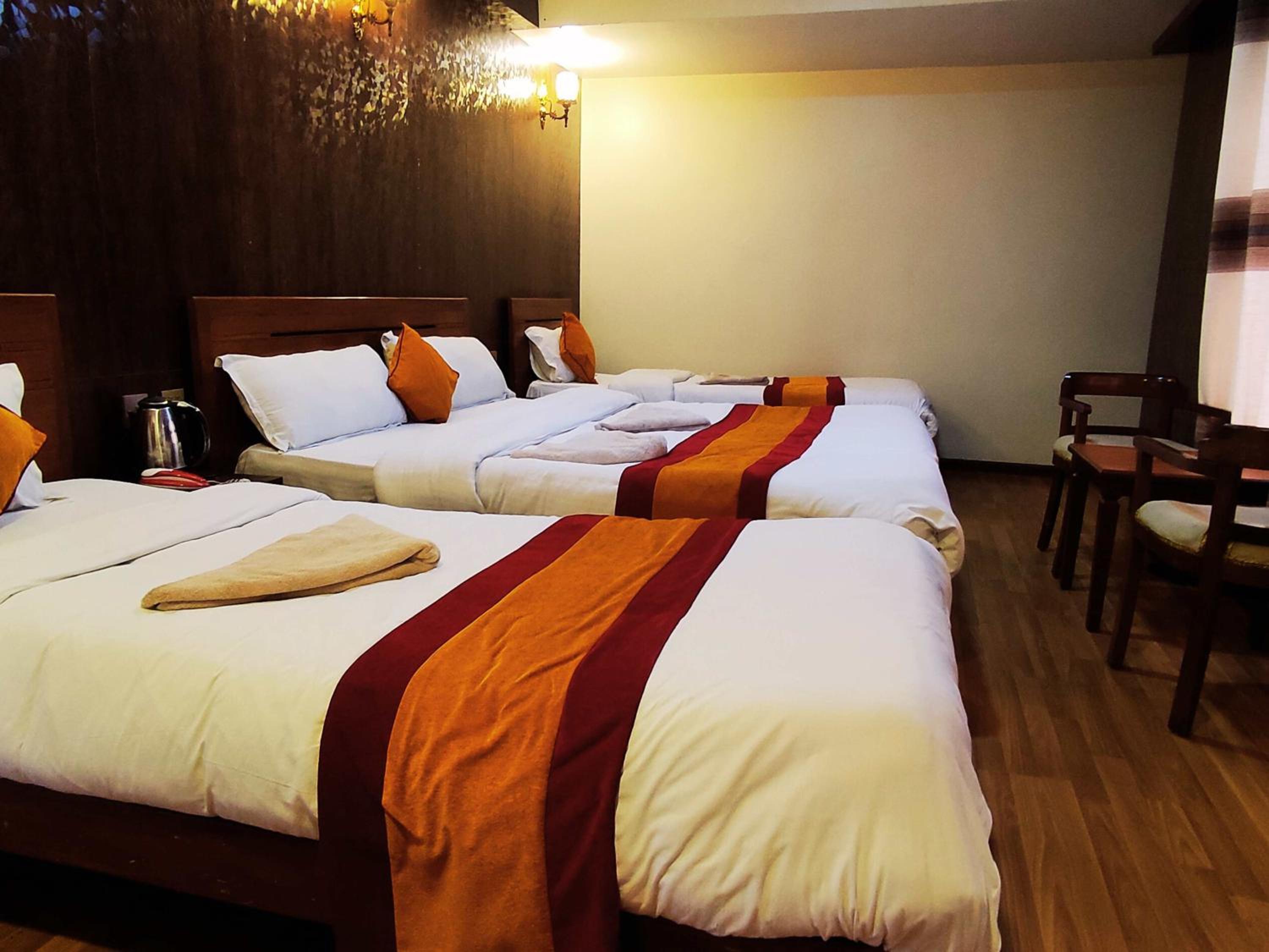 Quadruple Room - Photo 10