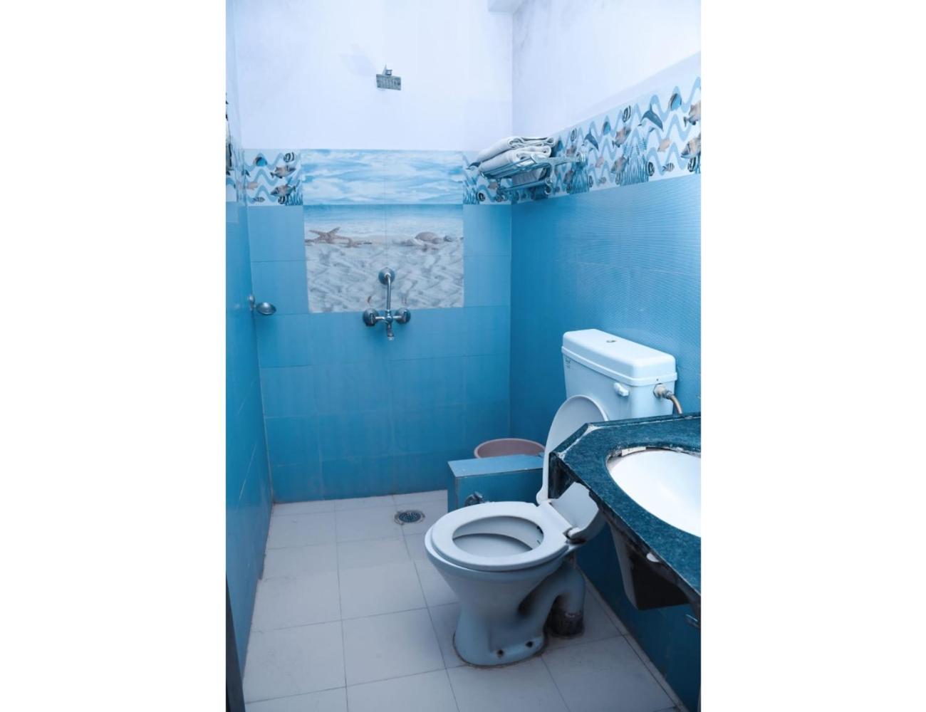 Basic Triple Room photo 2