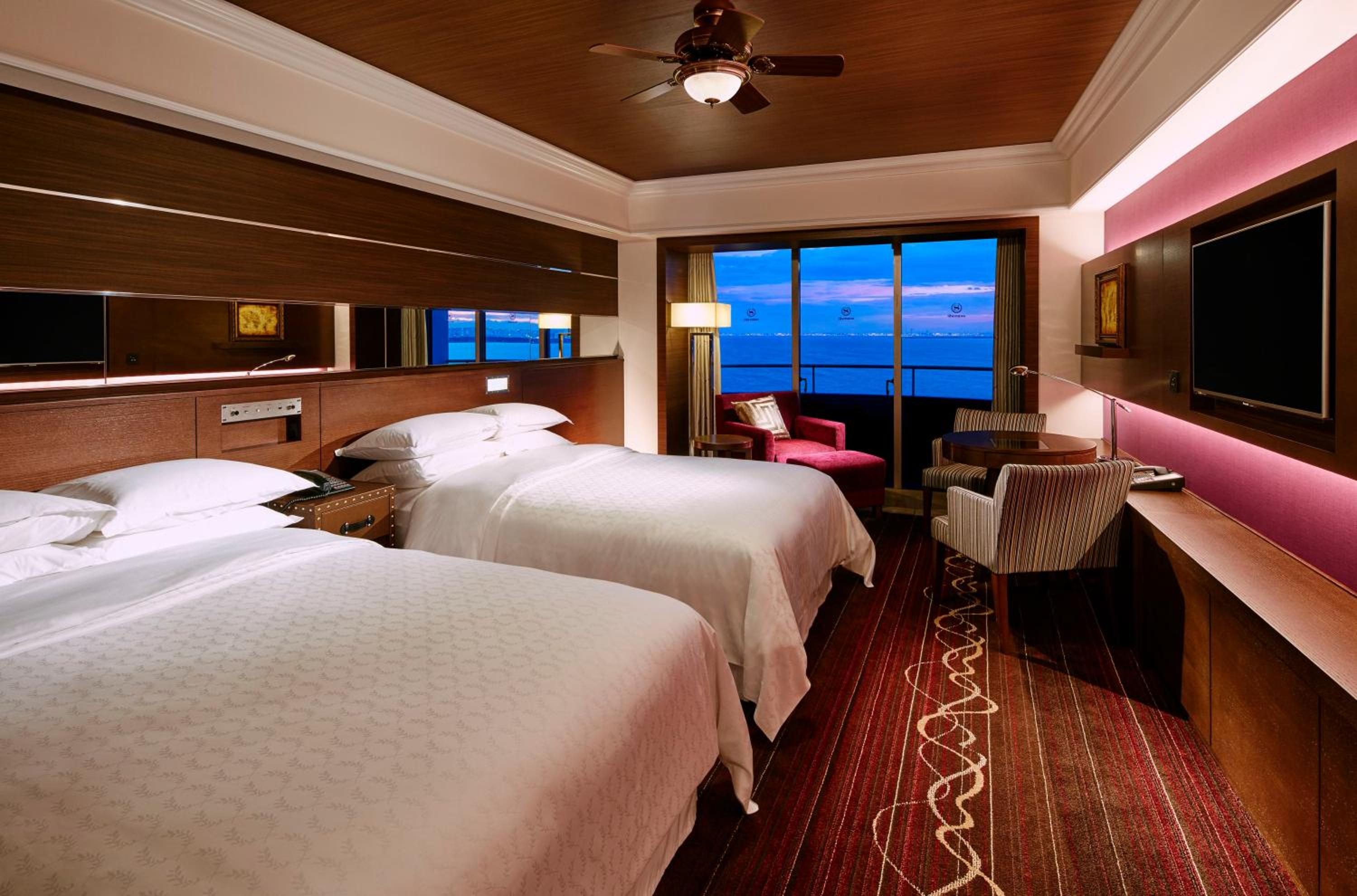 Sheraton Club Room 2 Beds - Photo 1