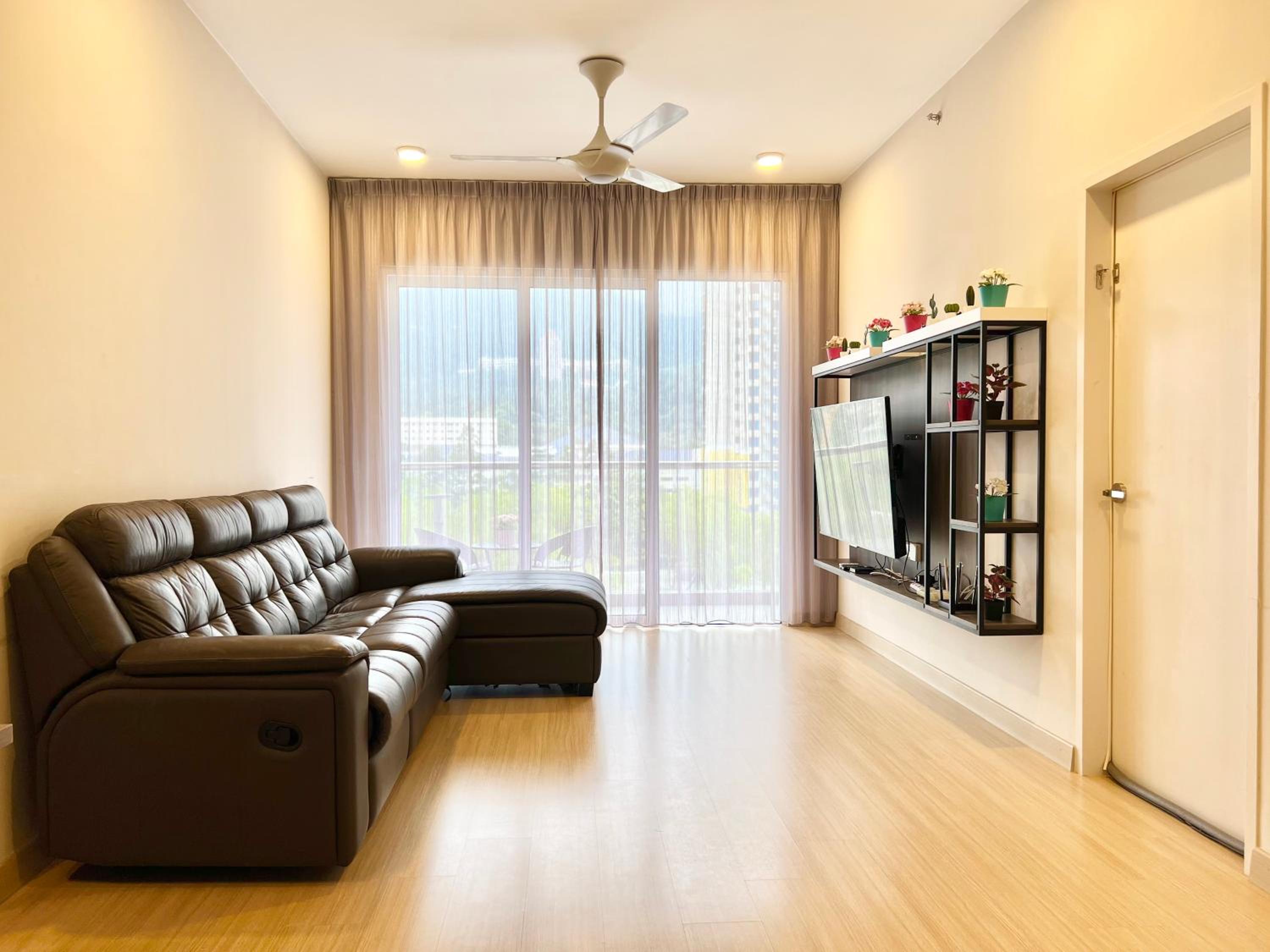 Three-Bedroom Apartment - Photo 13