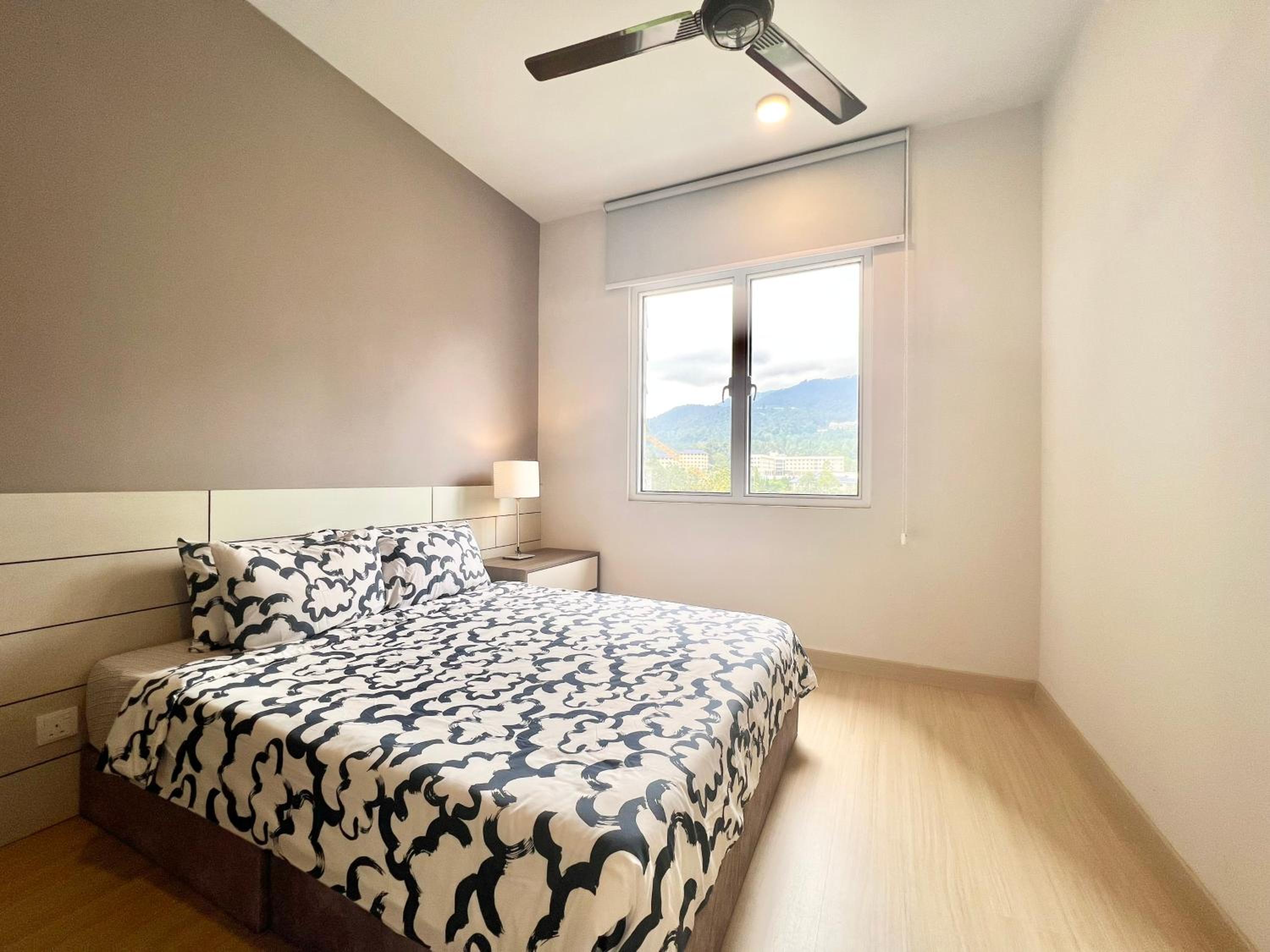 Three-Bedroom Apartment - Photo 26