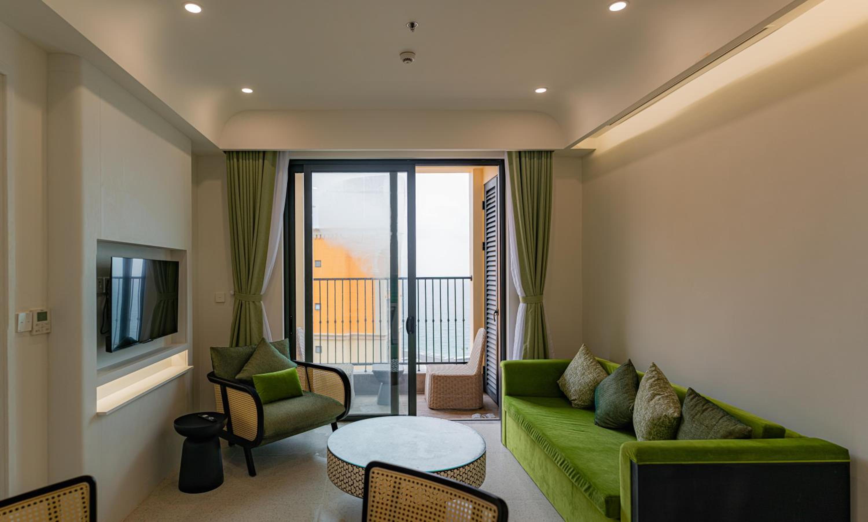 Apartment With Sea View