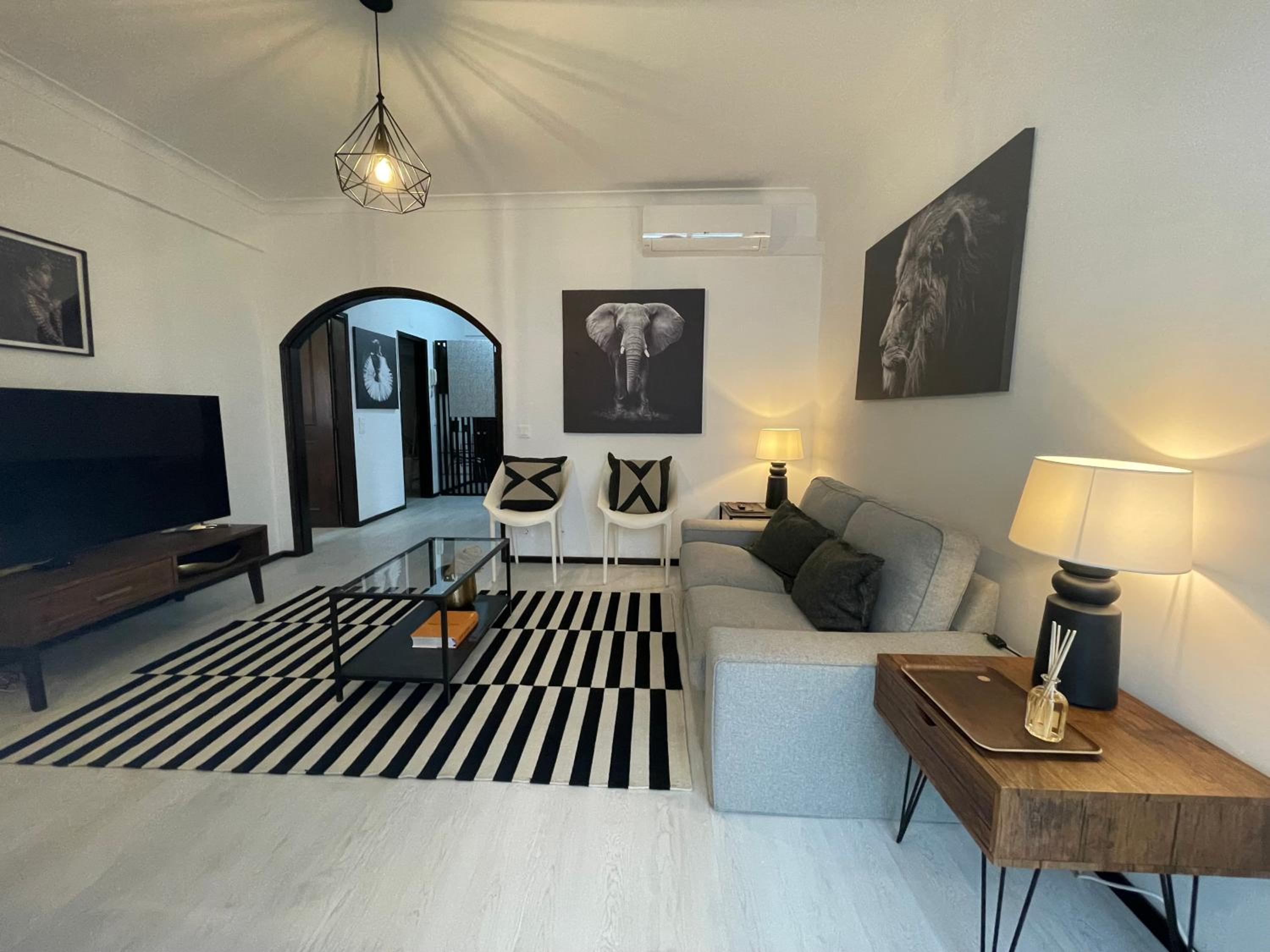 Three-Bedroom Apartment photo 1