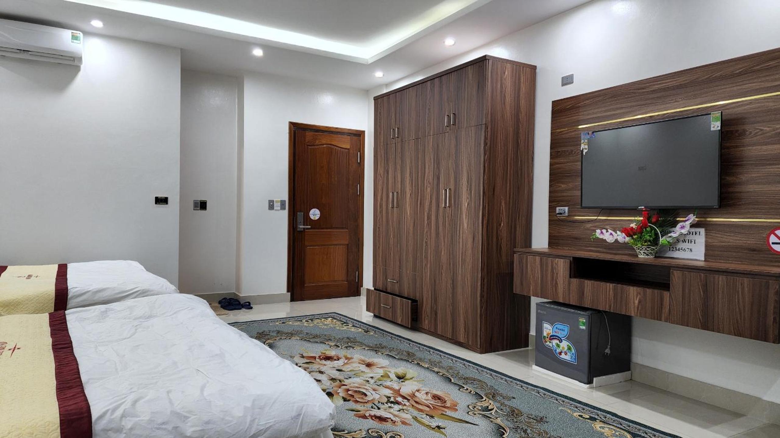 Deluxe Double Room - Photo 12