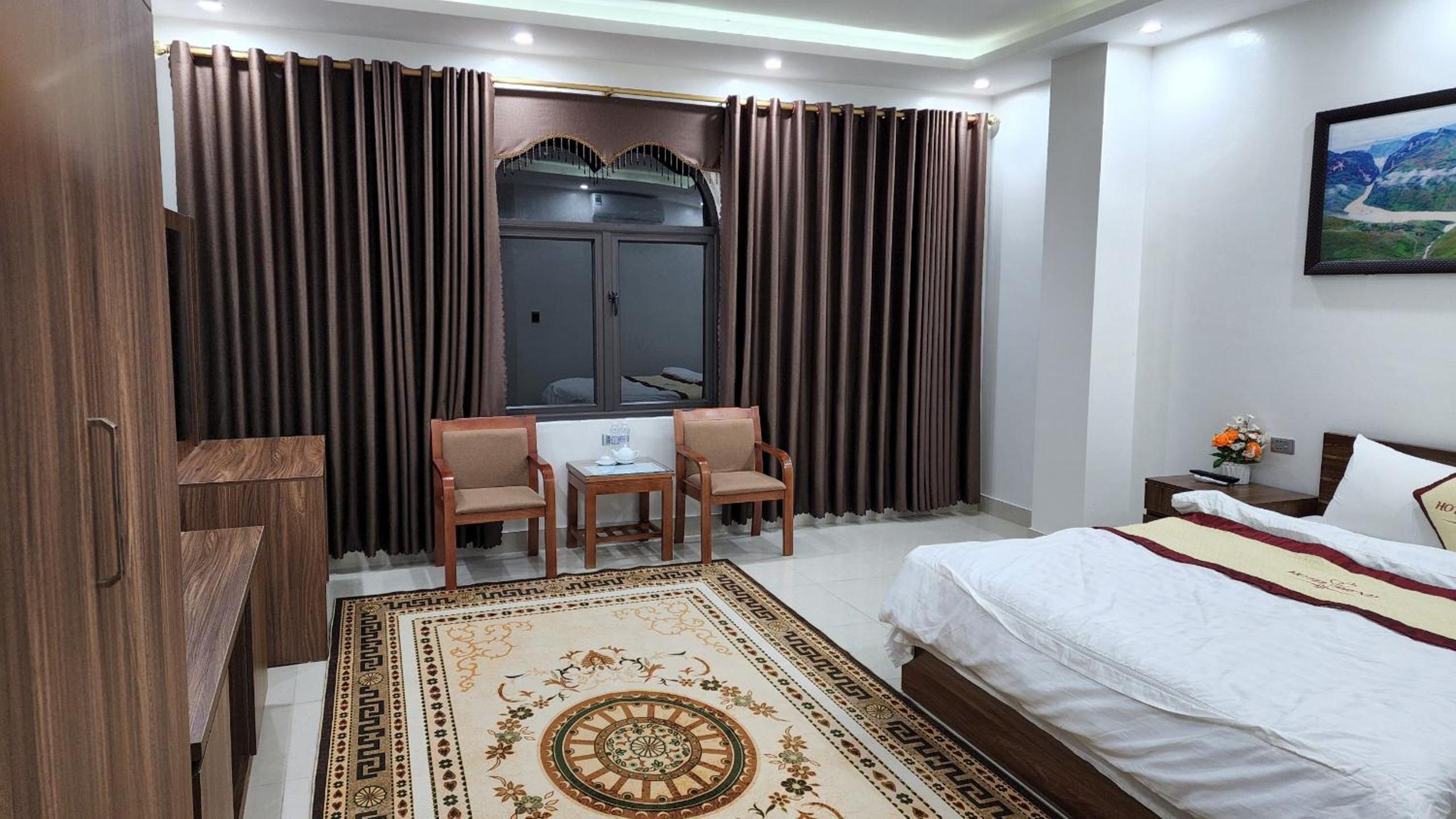 Deluxe Double Room - Photo 13