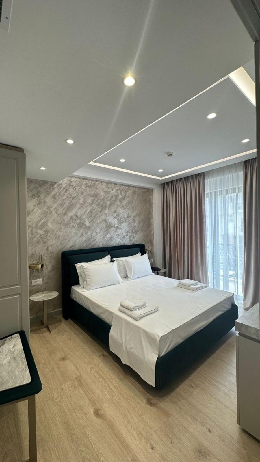 Deluxe Family Suite
