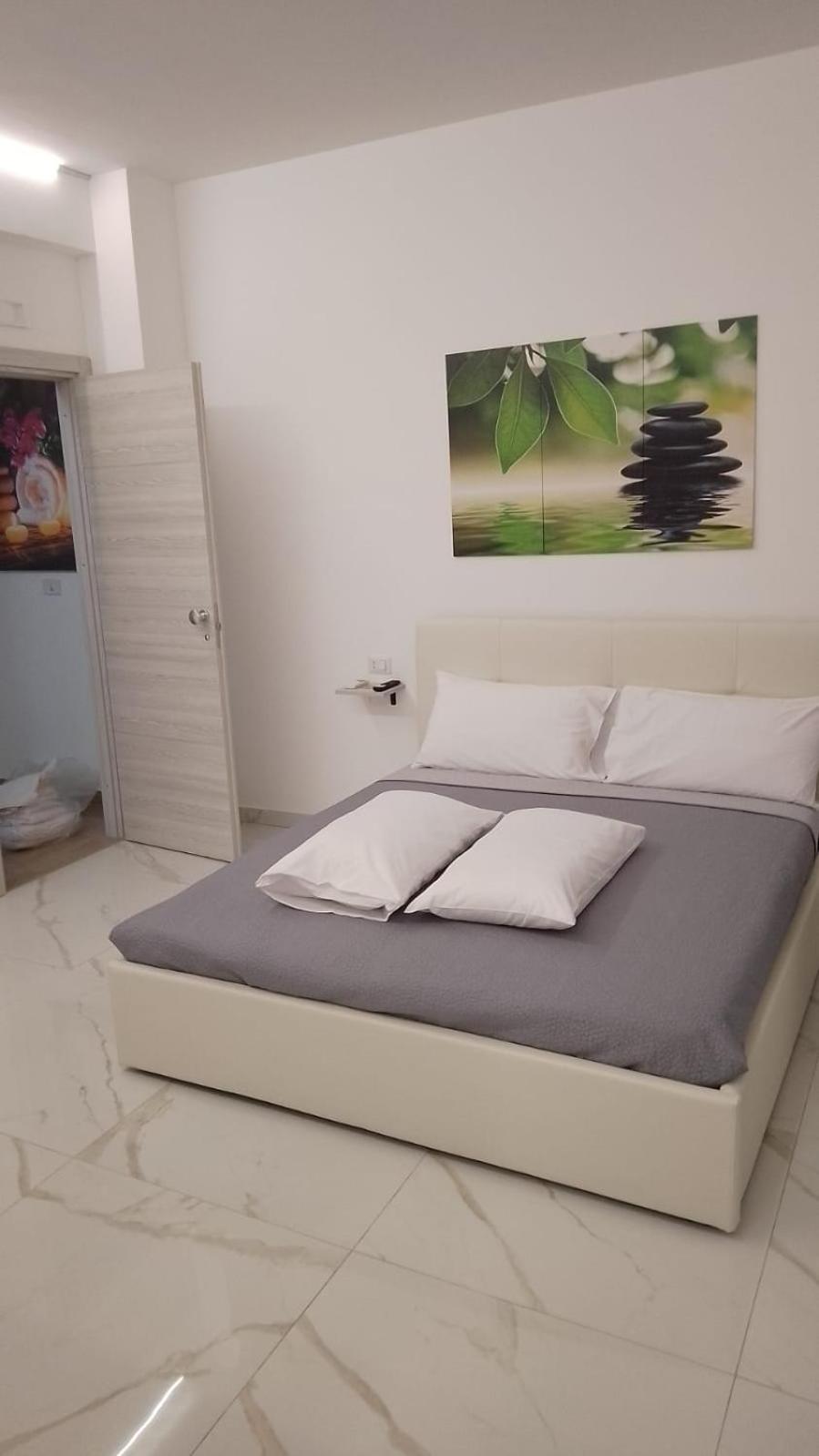 Triple Room with Private Bathroom photo 2