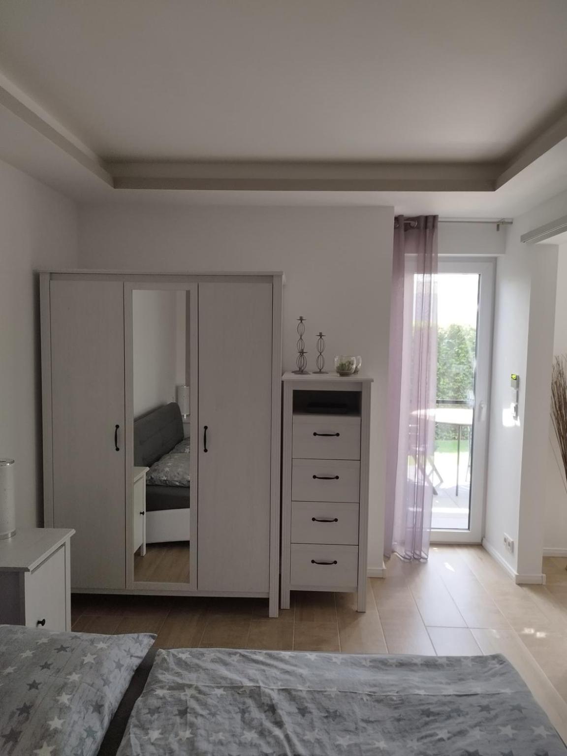 Apartment photo 2